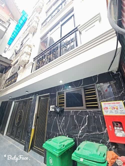Nhà đất mặt phố, Nam Từ Liêm, Hà Nội - 52m² giá 16.7 tỷ