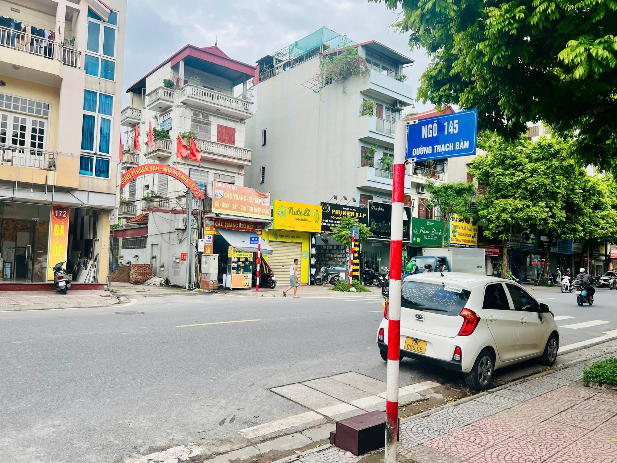 Nhà đất mặt phố, Long Biên, Hà Nội - 38m² giá 11.9 tỷ