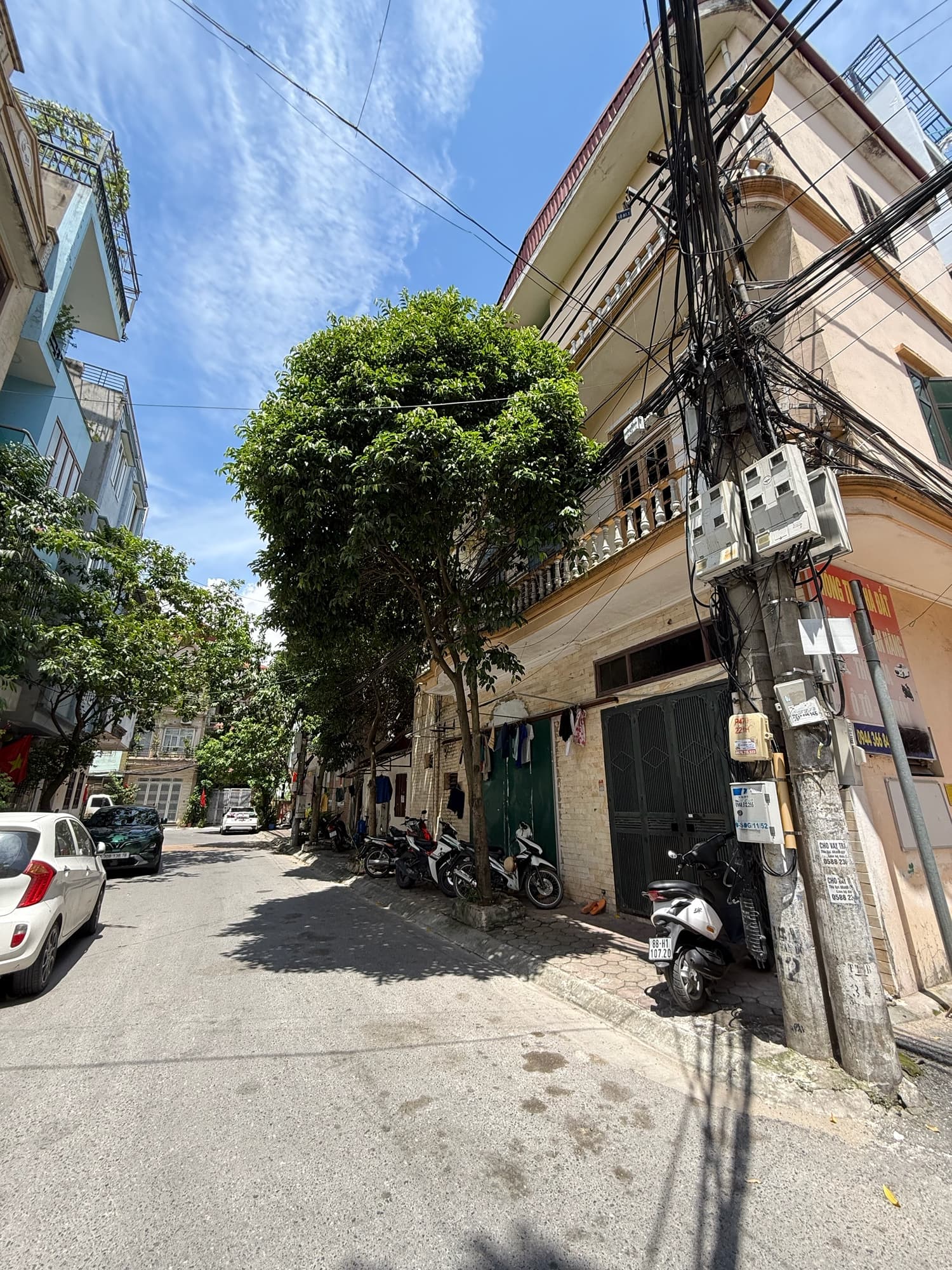 Nhà đất mặt phố, Long Biên, Hà Nội - 55.9m² giá 17.8 tỷ