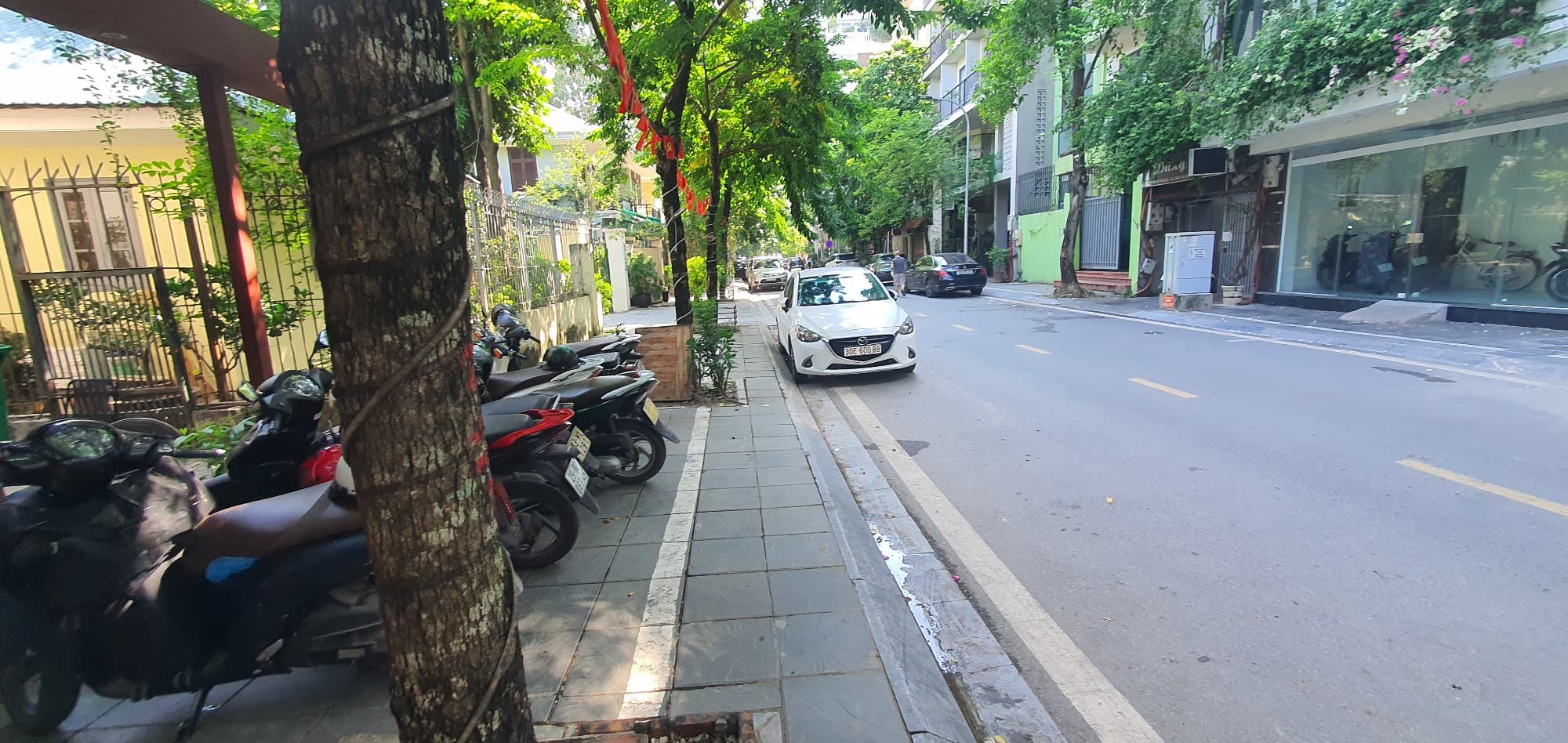 Nhà đất mặt phố, Hoàn Kiếm, Hà Nội - 140m² giá 130 tỷ