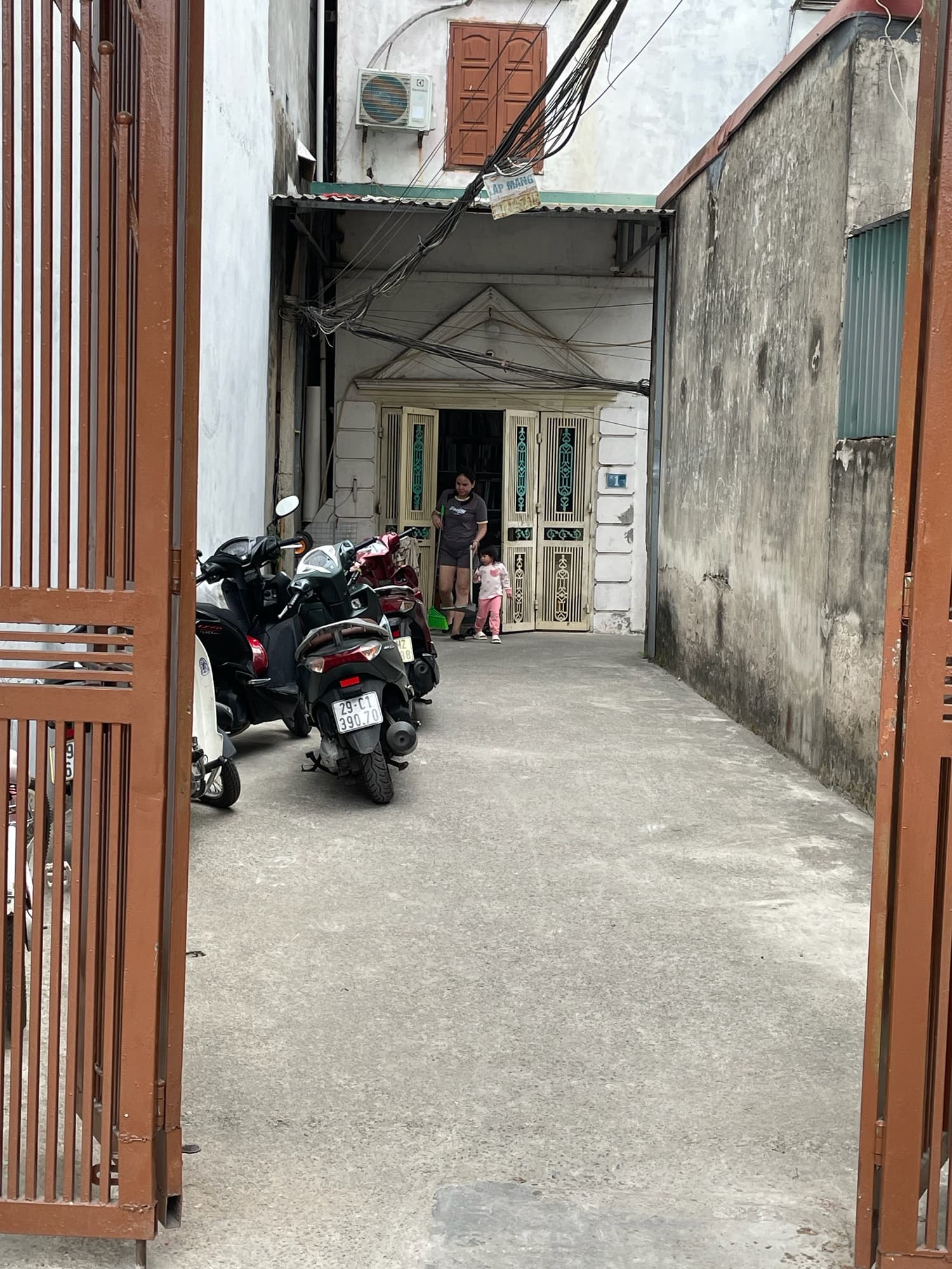 Nhà đất mặt phố, Hoàng Mai, Hà Nội - 88m² giá 13.2 tỷ