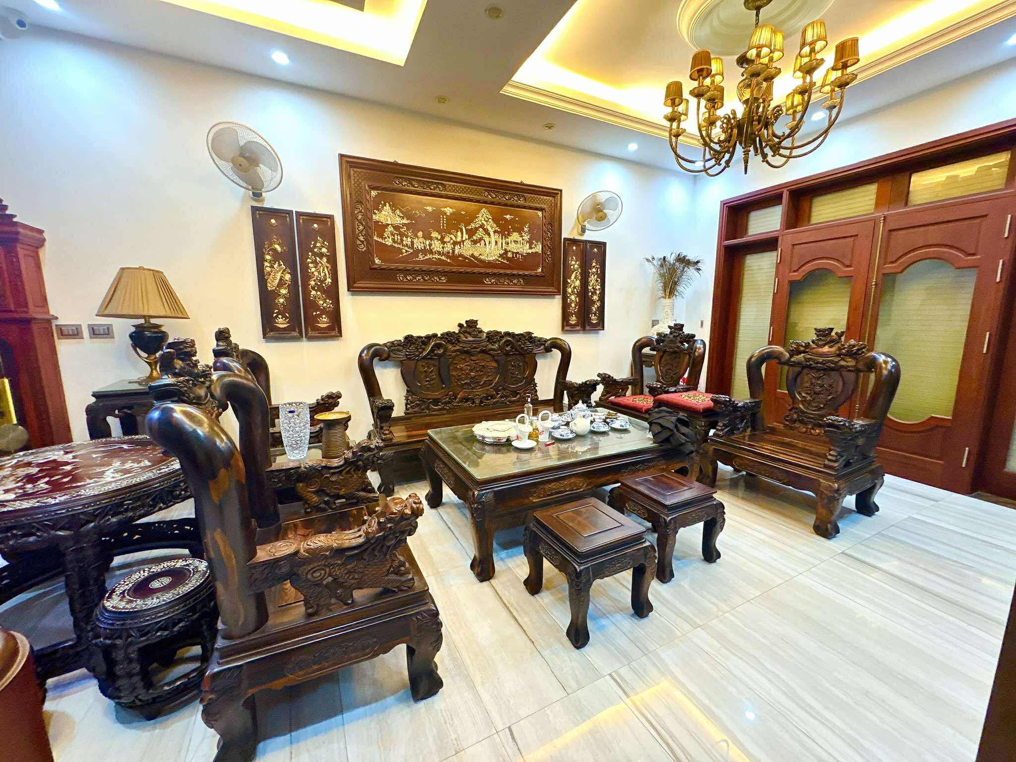 Nhà đất mặt phố, Ba Đình, Hà Nội - 121m² giá 31.5 tỷ