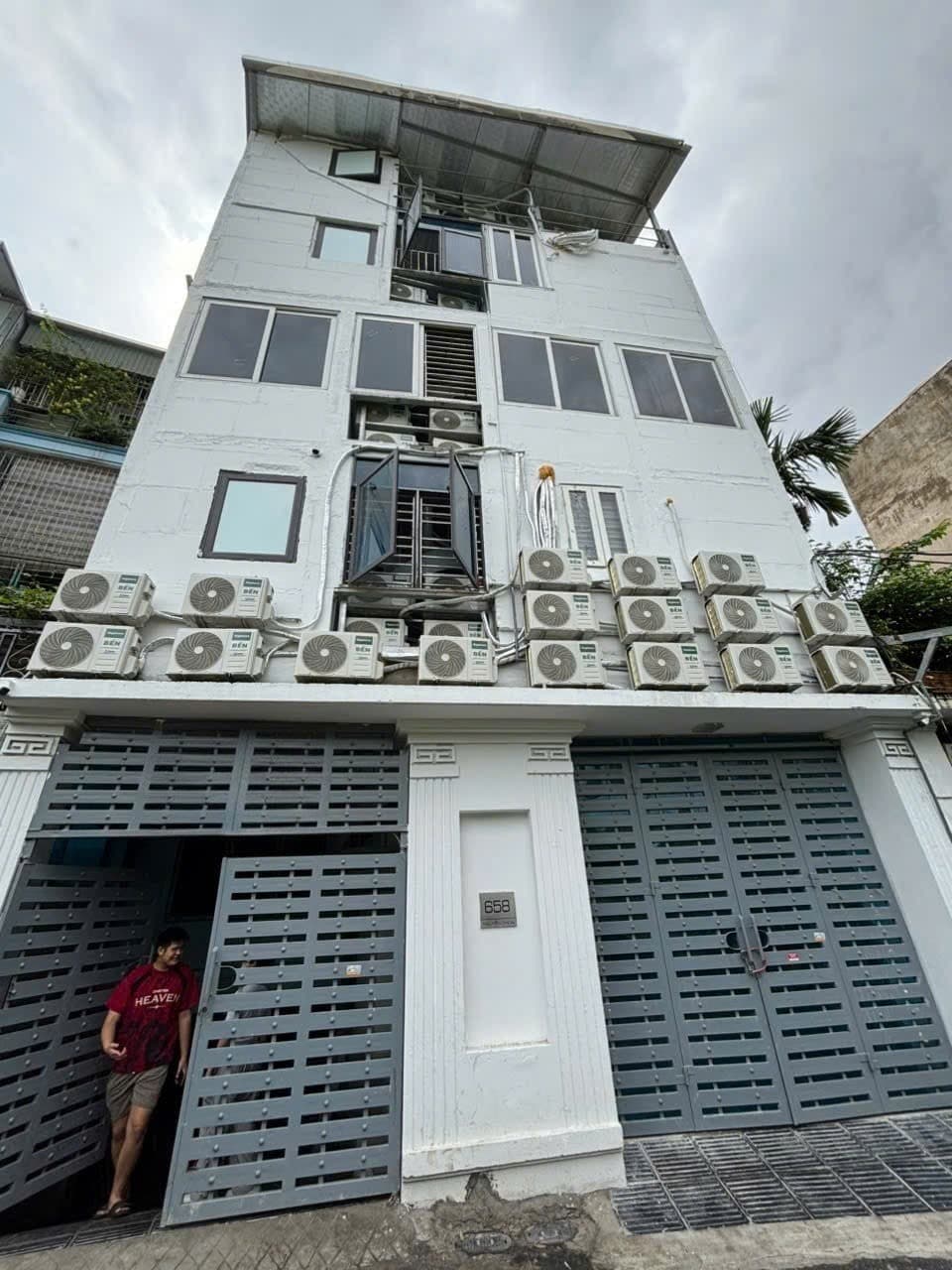 Nhà đất mặt phố, Hoàng Mai, Hà Nội - 307m² giá 128 tỷ