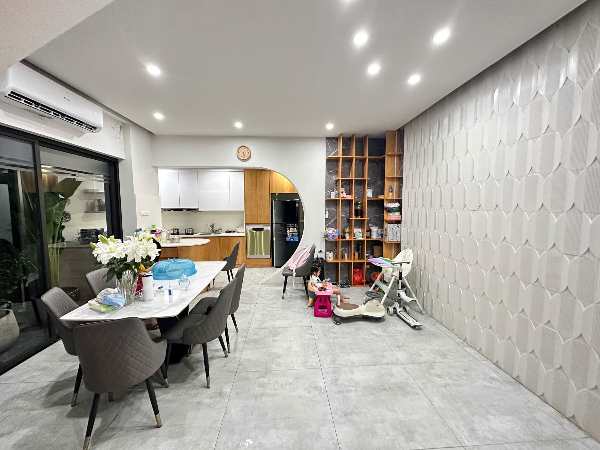 Nhà đất mặt phố, Bắc Từ Liêm, Hà Nội - 140m² giá 36.8 tỷ