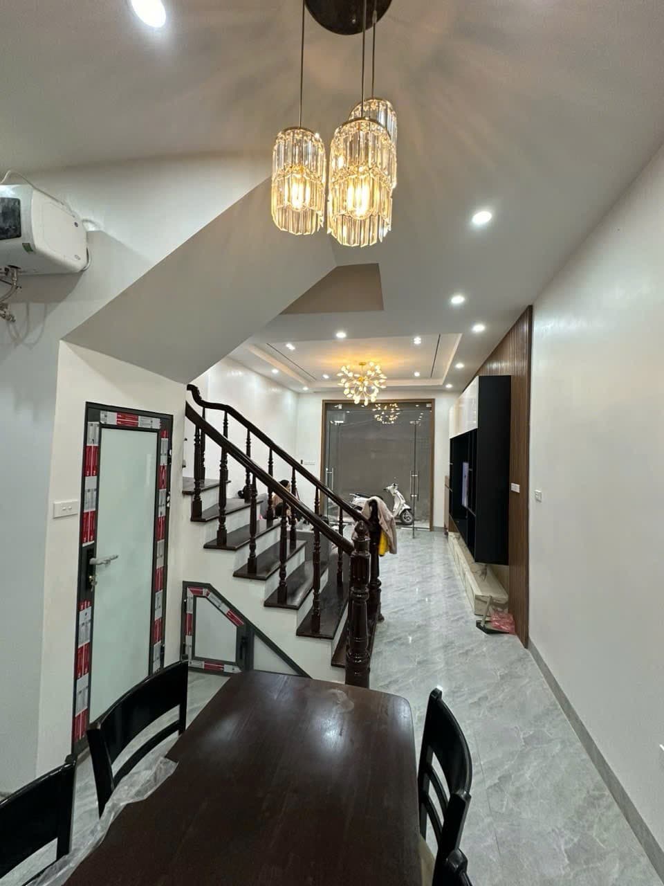 Nhà đất mặt phố, Hoàng Mai, Hà Nội - 41m² giá 10.5 tỷ