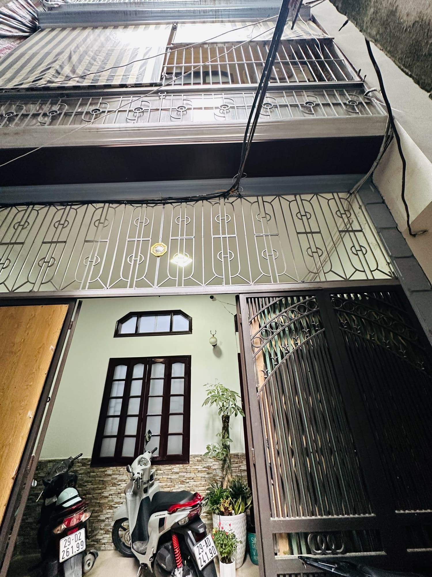 Nhà đất mặt phố, Hoàng Mai, Hà Nội - 52m² giá 9.5 tỷ
