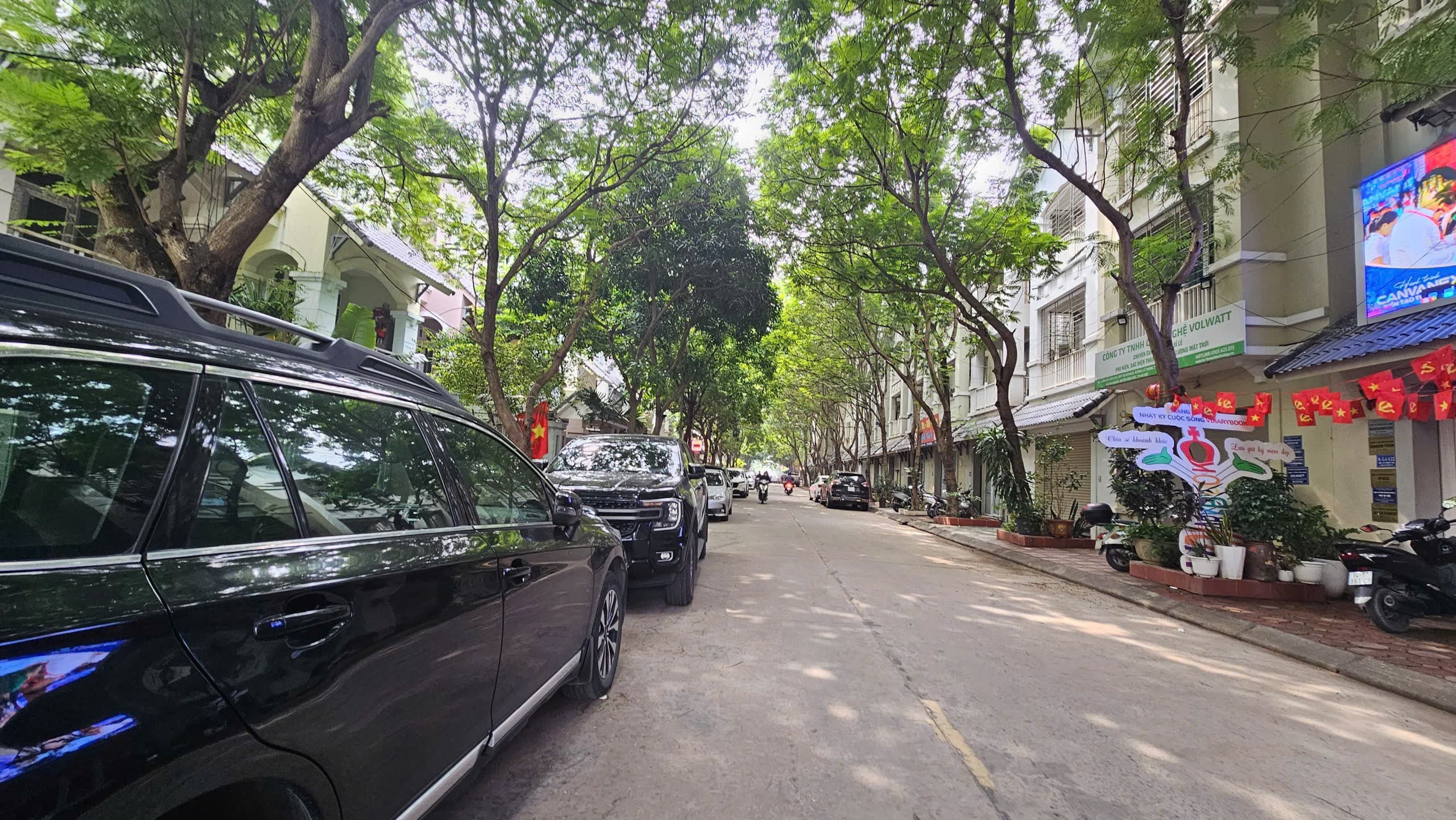 Nhà đất mặt phố, Hoài Đức, Hà Nội - 104m² giá 22.6 tỷ