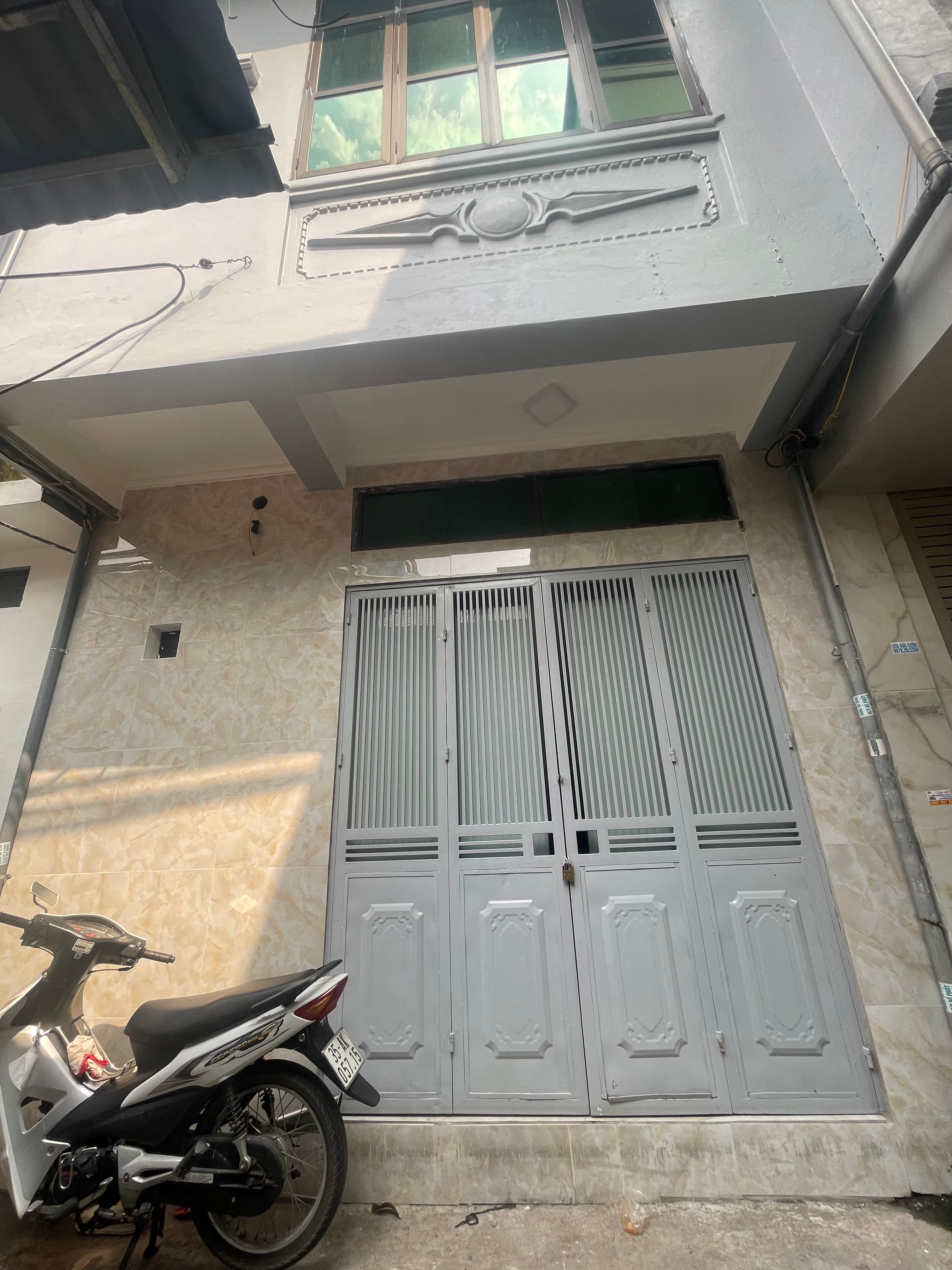 Nhà đất mặt phố, Hoàng Mai, Hà Nội - 13m² giá 2.75 tỷ