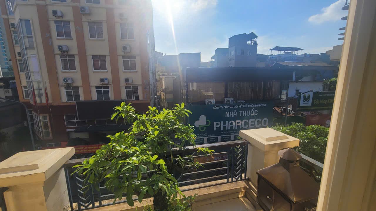 Nhà đất mặt phố, Tây Hồ, Hà Nội - 90.7m² giá 29.5 tỷ