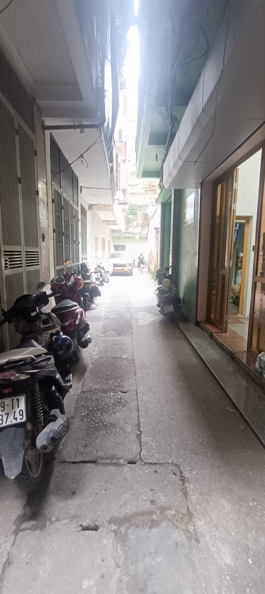 Nhà đất mặt phố, Hoàng Mai, Hà Nội - 42m² giá 15.9 tỷ