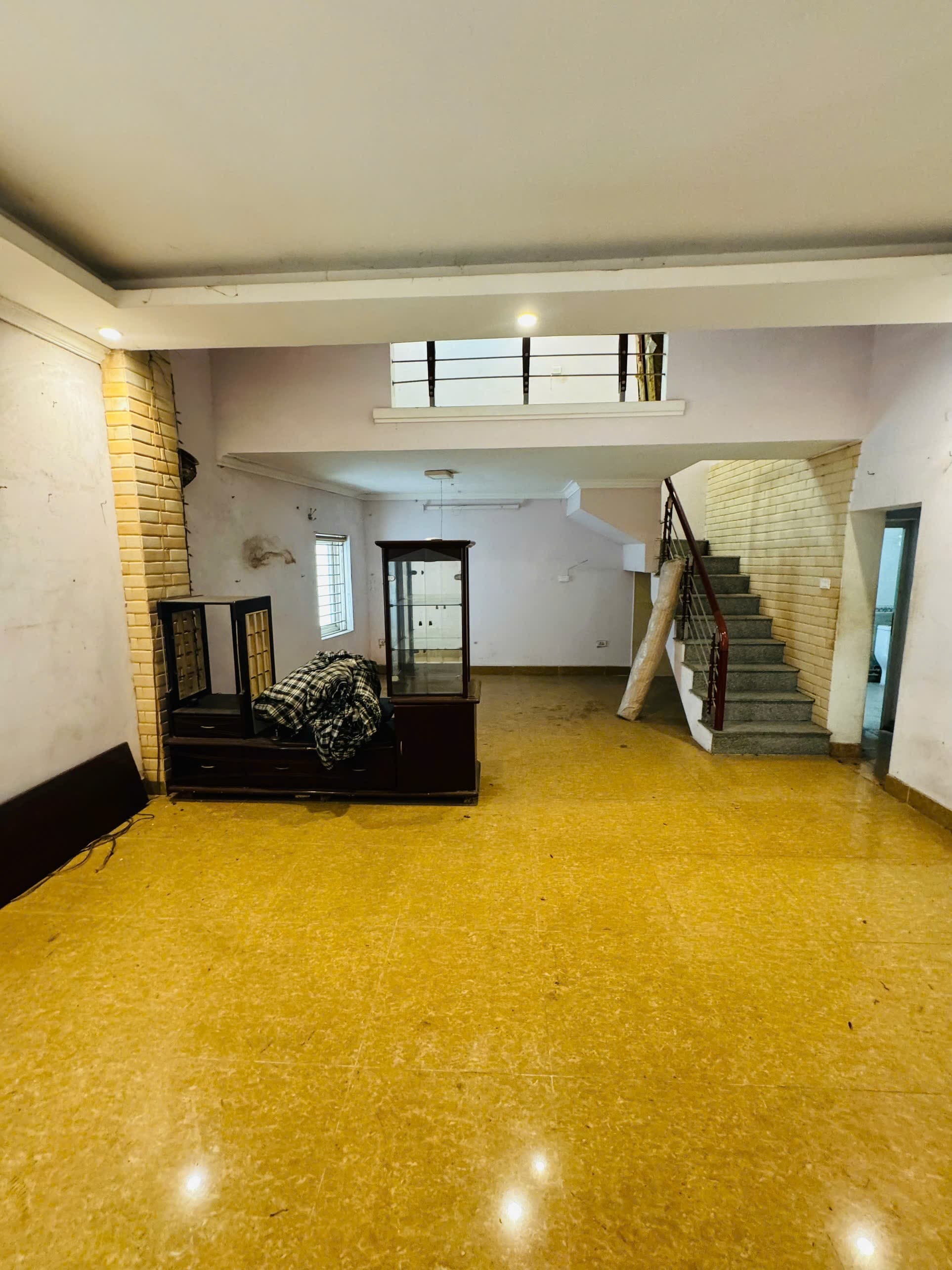 Nhà đất mặt phố, Hai Bà Trưng, Hà Nội - 17m² giá 15 tỷ