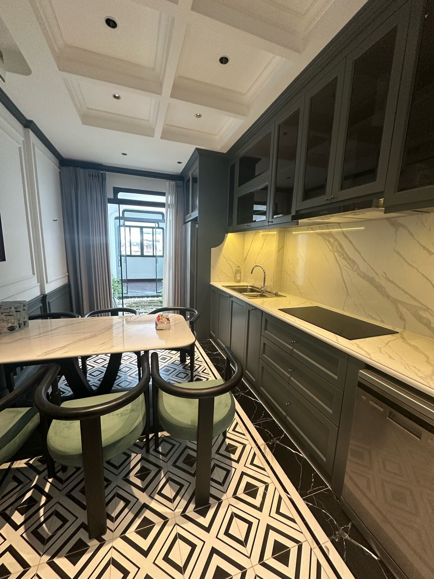 Nhà đất mặt phố, Hoàng Mai, Hà Nội - 48.5m² giá 14 tỷ