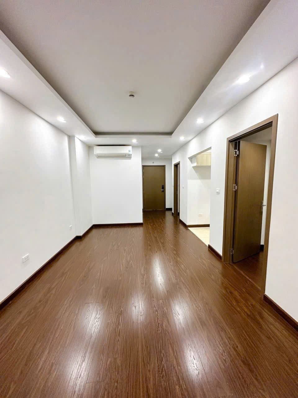 Căn hộ mặt phố, Hoàng Mai, Hà Nội - 68m² giá 6.45 tỷ