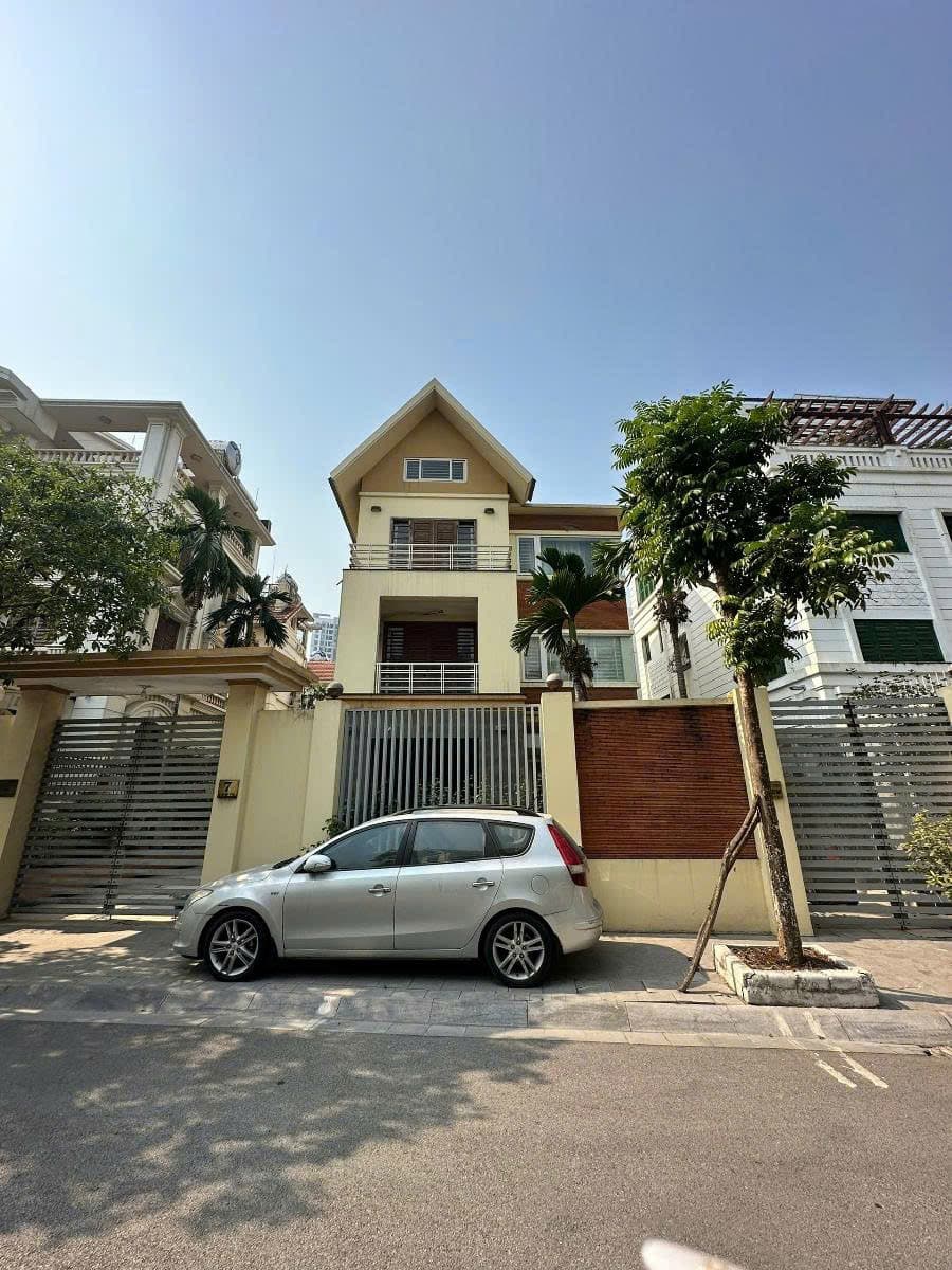 Nhà đất Khu đô thị mới Pháp Vân - Tứ Hiệp - 29, m² giá 69.9 tỷ