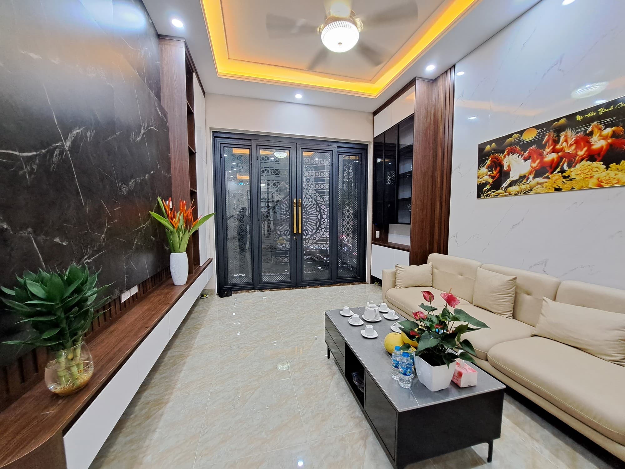 Nhà đất mặt phố, Thanh Xuân, Hà Nội - 40m² giá 12.88 tỷ