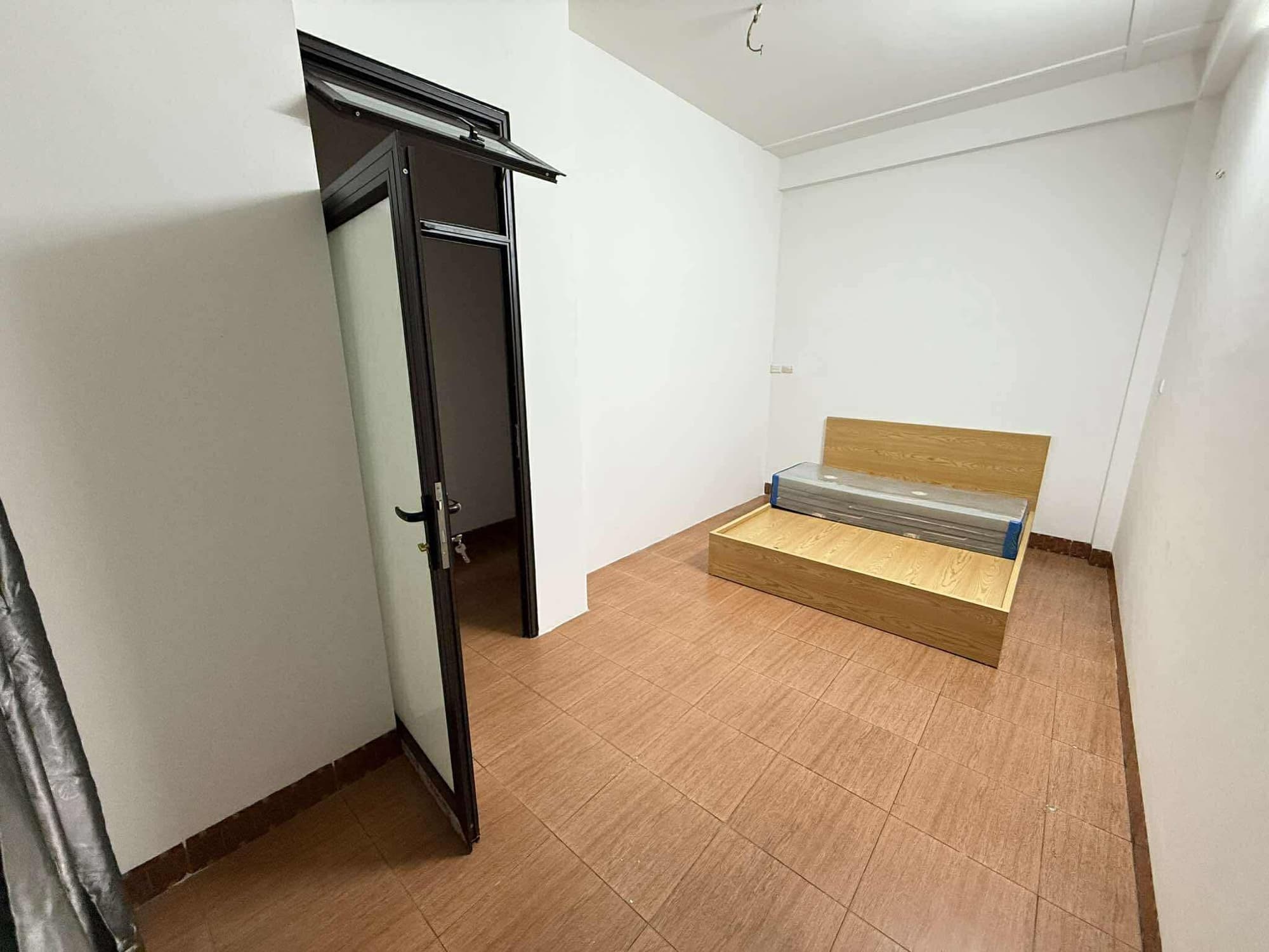 Nhà đất mặt phố, Hoàng Mai, Hà Nội - 56m² giá 25 tỷ