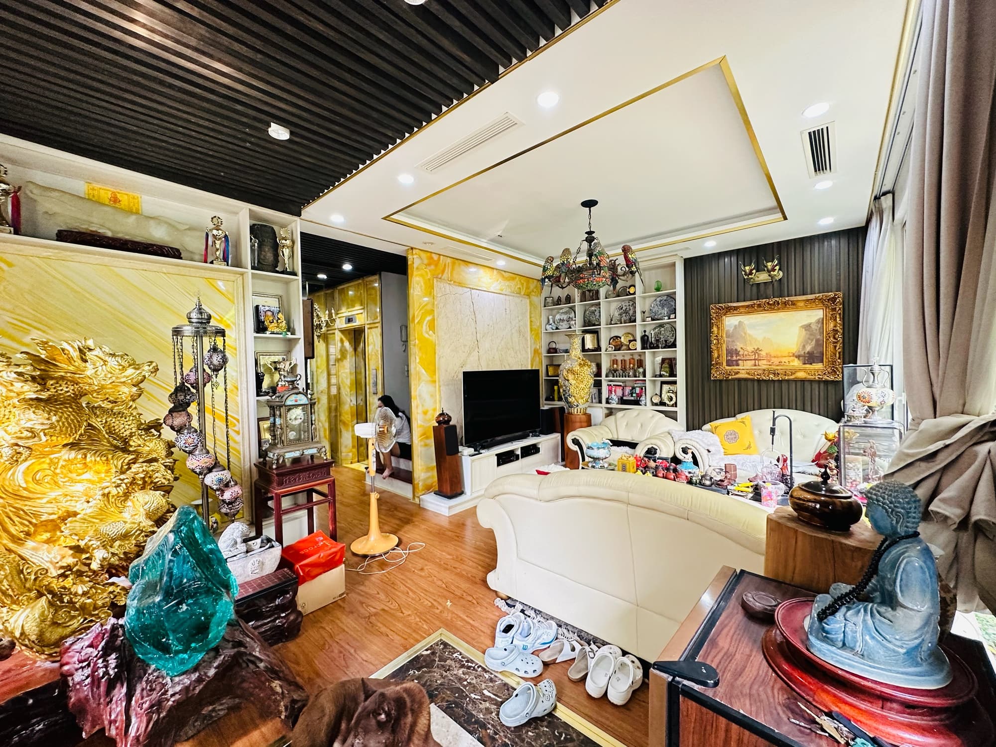 Nhà đất mặt phố, Hoàng Mai, Hà Nội - 83m² giá 33.7 tỷ