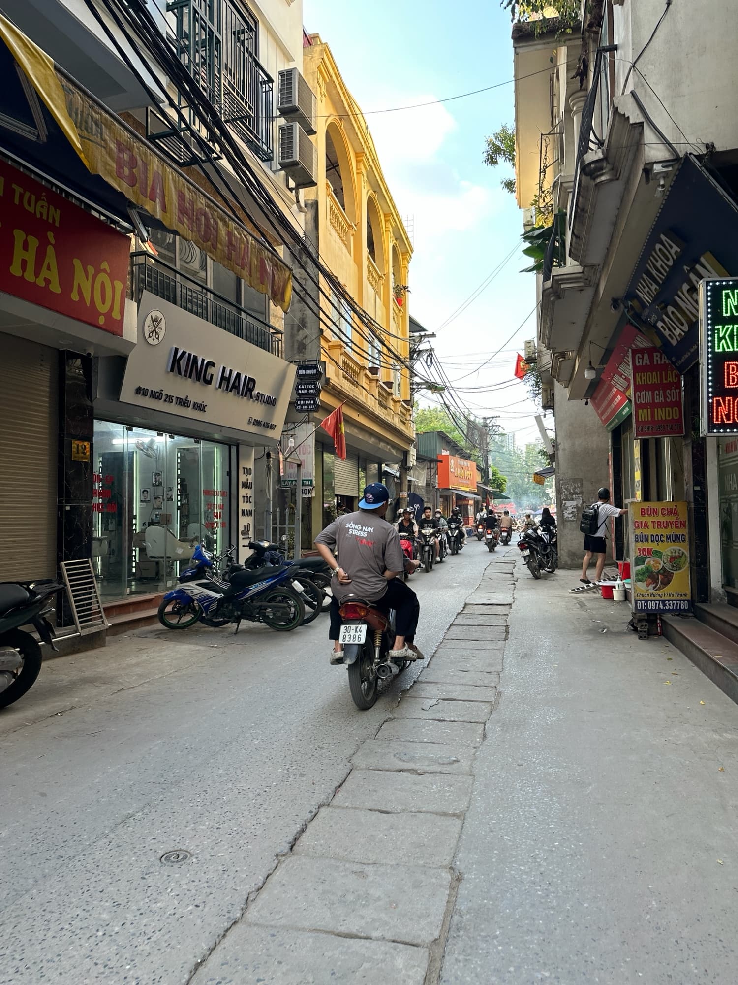 Nhà đất mặt phố, Thanh Trì, Hà Nội - 83m² giá 14.8 tỷ