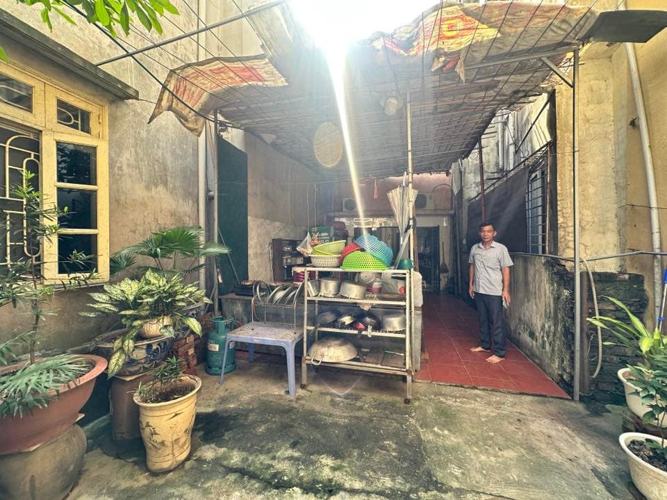 Nhà đất mặt phố, Tây Hồ, Hà Nội - 97m² giá 20.5 tỷ