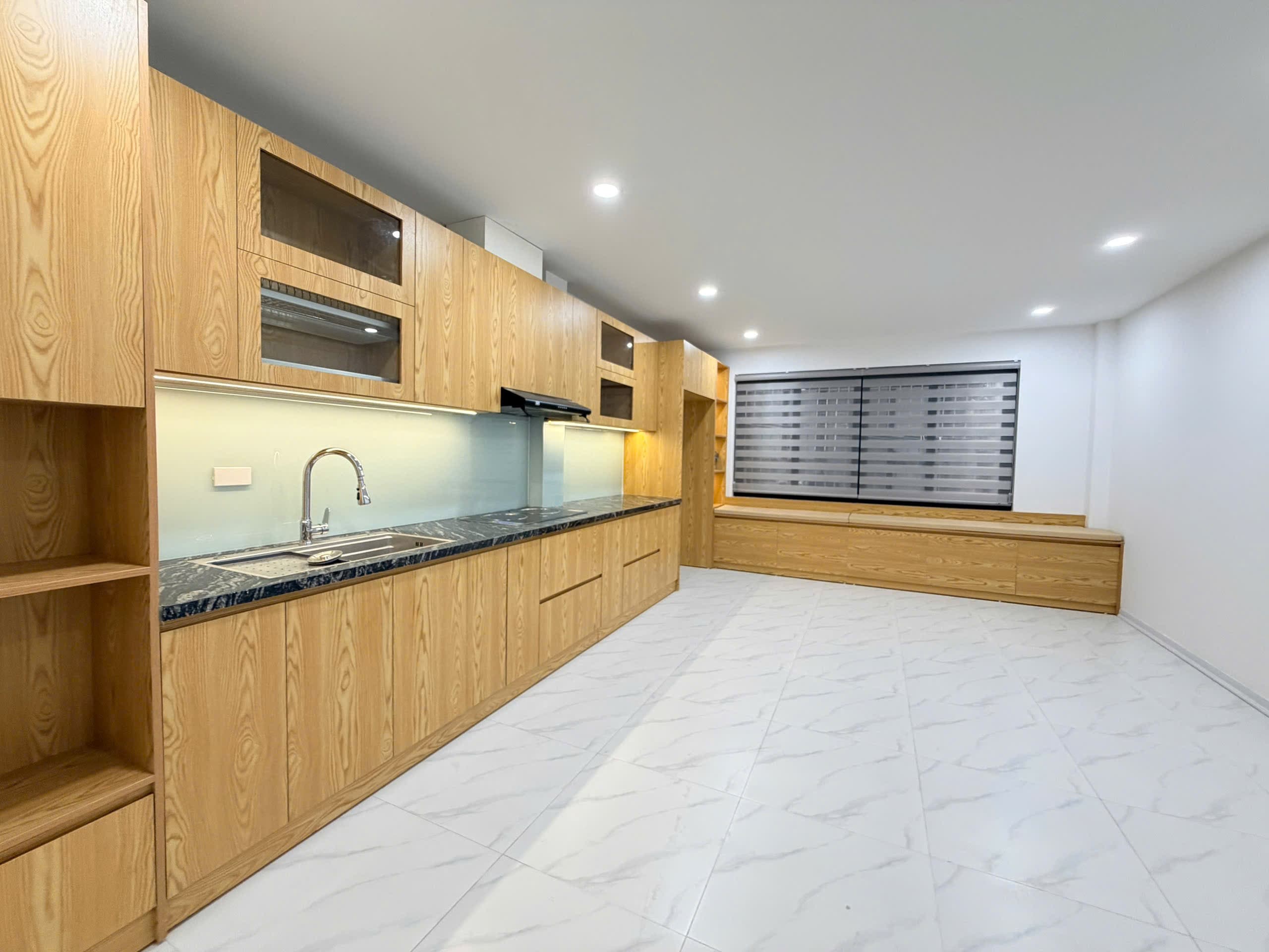 Nhà đất mặt phố, Đống Đa, Hà Nội - 39m² giá 10.6 tỷ