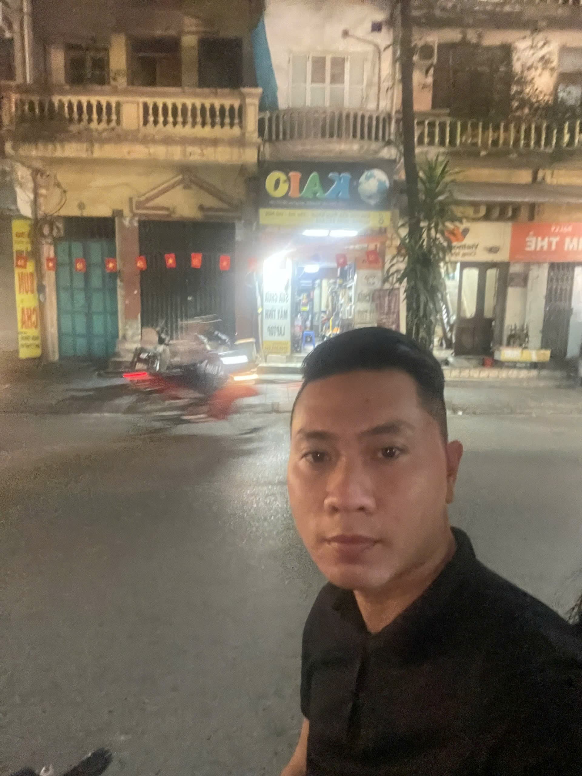 Nhà đất mặt phố, Tây Hồ, Hà Nội - 375m² giá 76 tỷ