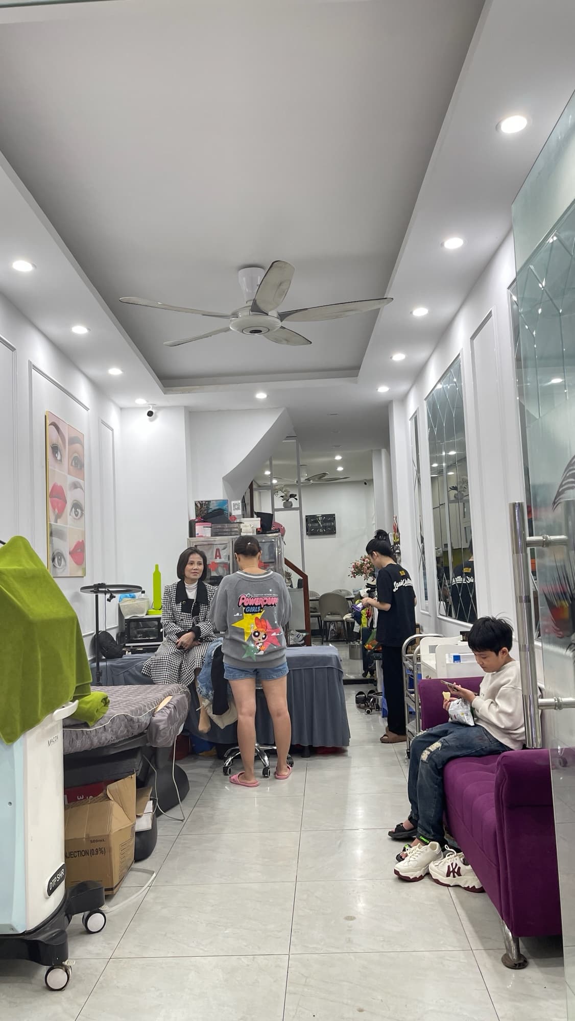 Nhà đất mặt phố, Hoàng Mai, Hà Nội - 40m² giá 12.8 tỷ