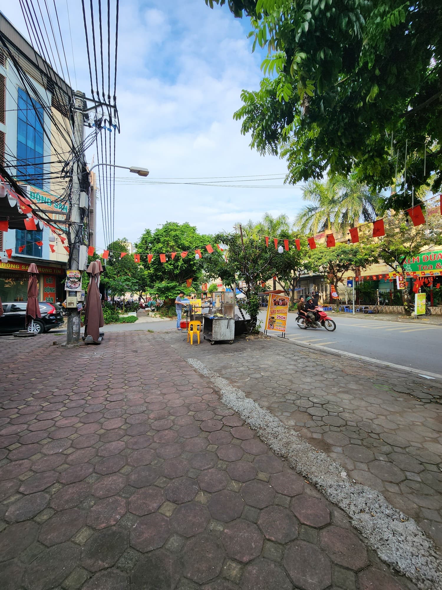 Nhà đất mặt phố, Hà Đông, Hà Nội - 50m² giá 20.5 tỷ