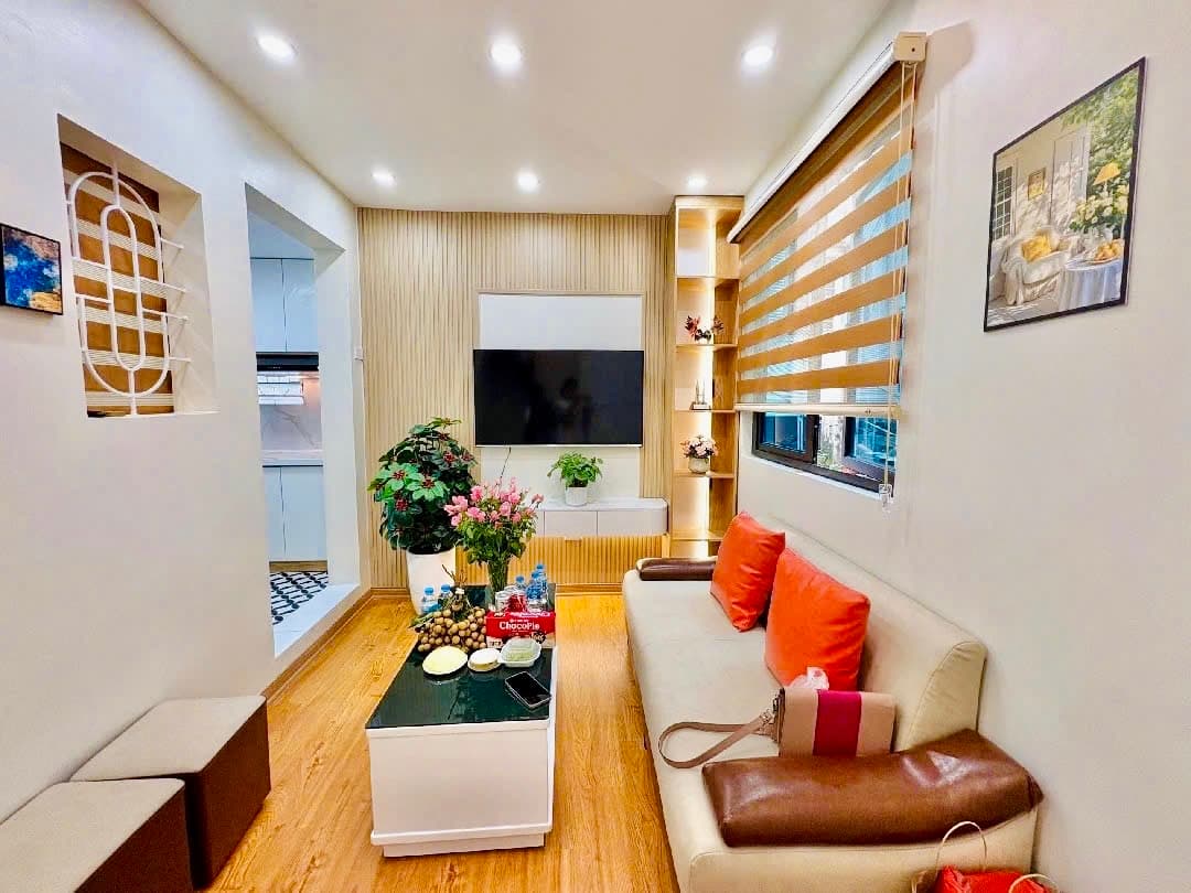 Nhà đất mặt phố, Hai Bà Trưng, Hà Nội - 12m² giá 3.8 tỷ