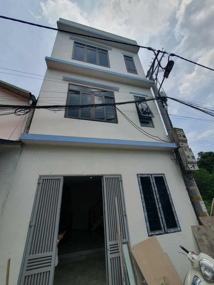 Nhà đất mặt phố, Thanh Trì, Hà Nội - 30m² giá 3.8 tỷ