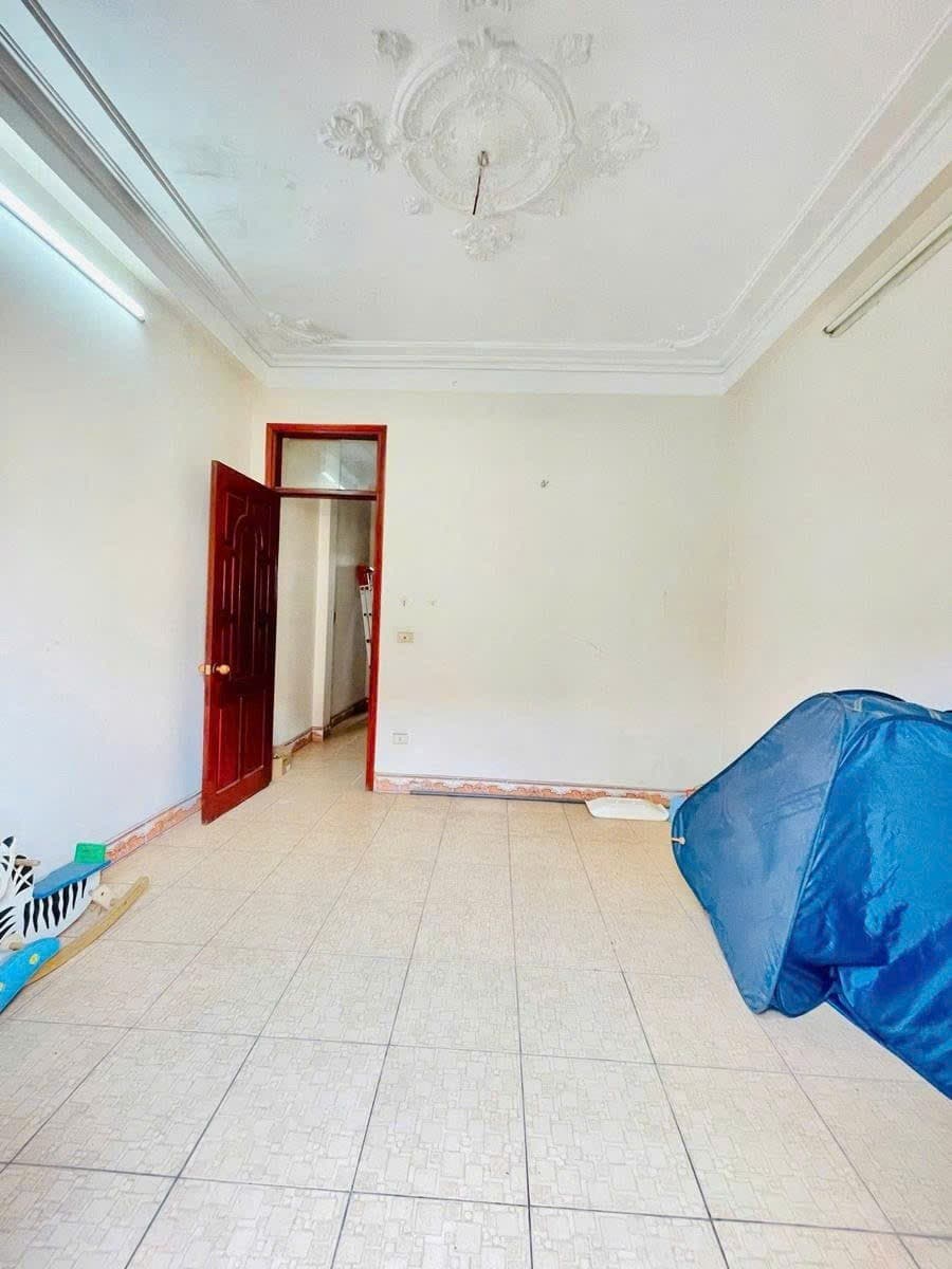 Nhà đất mặt phố, Cầu Giấy, Hà Nội - 45m² giá 11.5 tỷ