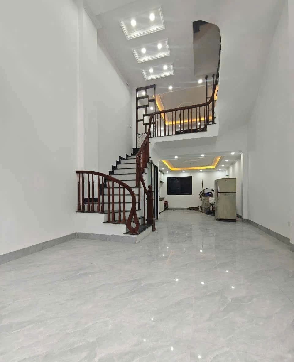 Nhà đất mặt phố, Thanh Trì, Hà Nội - 50m² giá 7.6 tỷ
