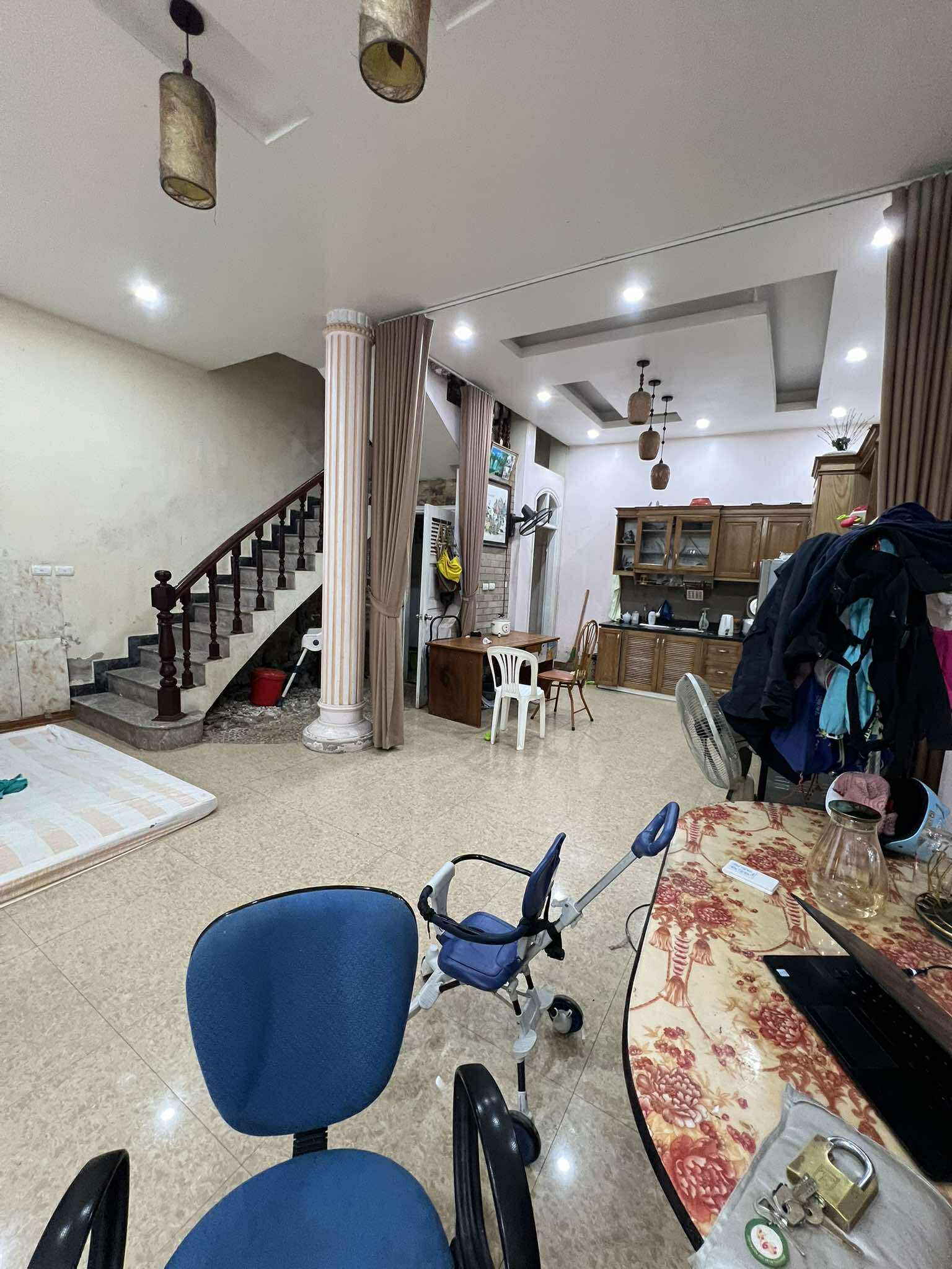 Nhà đất mặt phố, Hoàng Mai, Hà Nội - 61m² giá 26.7 tỷ