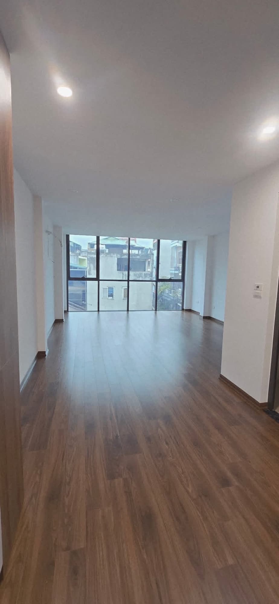 Nhà đất mặt phố, Hoàng Mai, Hà Nội - 83m² giá 27 tỷ