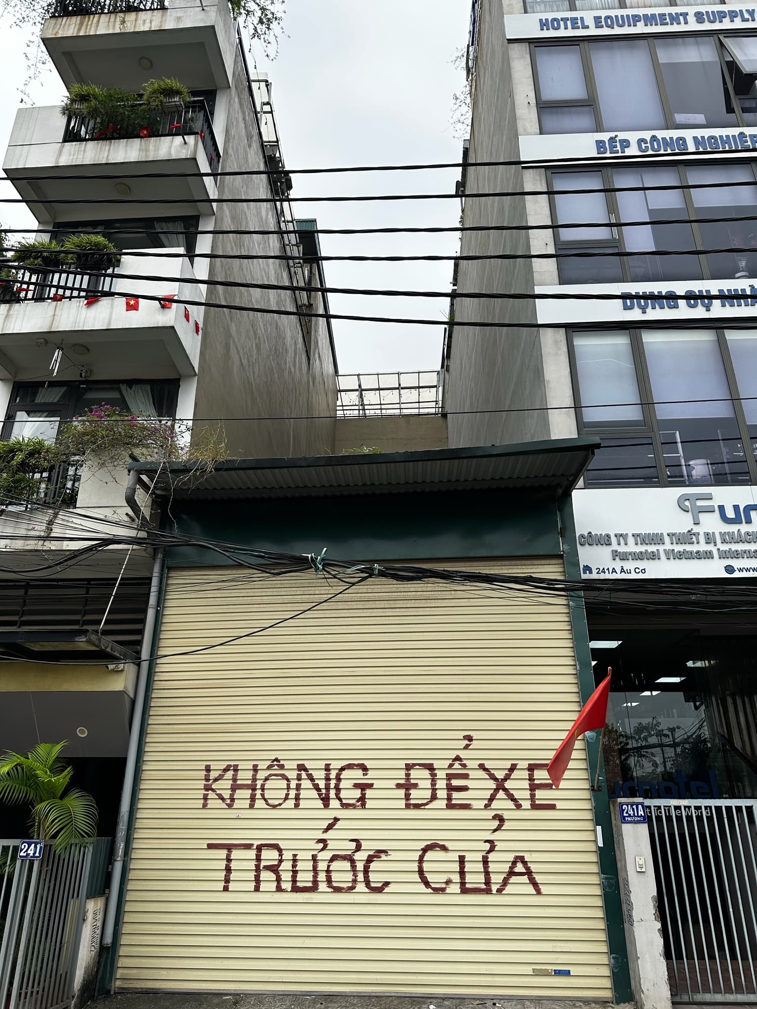 Nhà đất mặt phố, Tây Hồ, Hà Nội - 100m² giá 45.5 tỷ