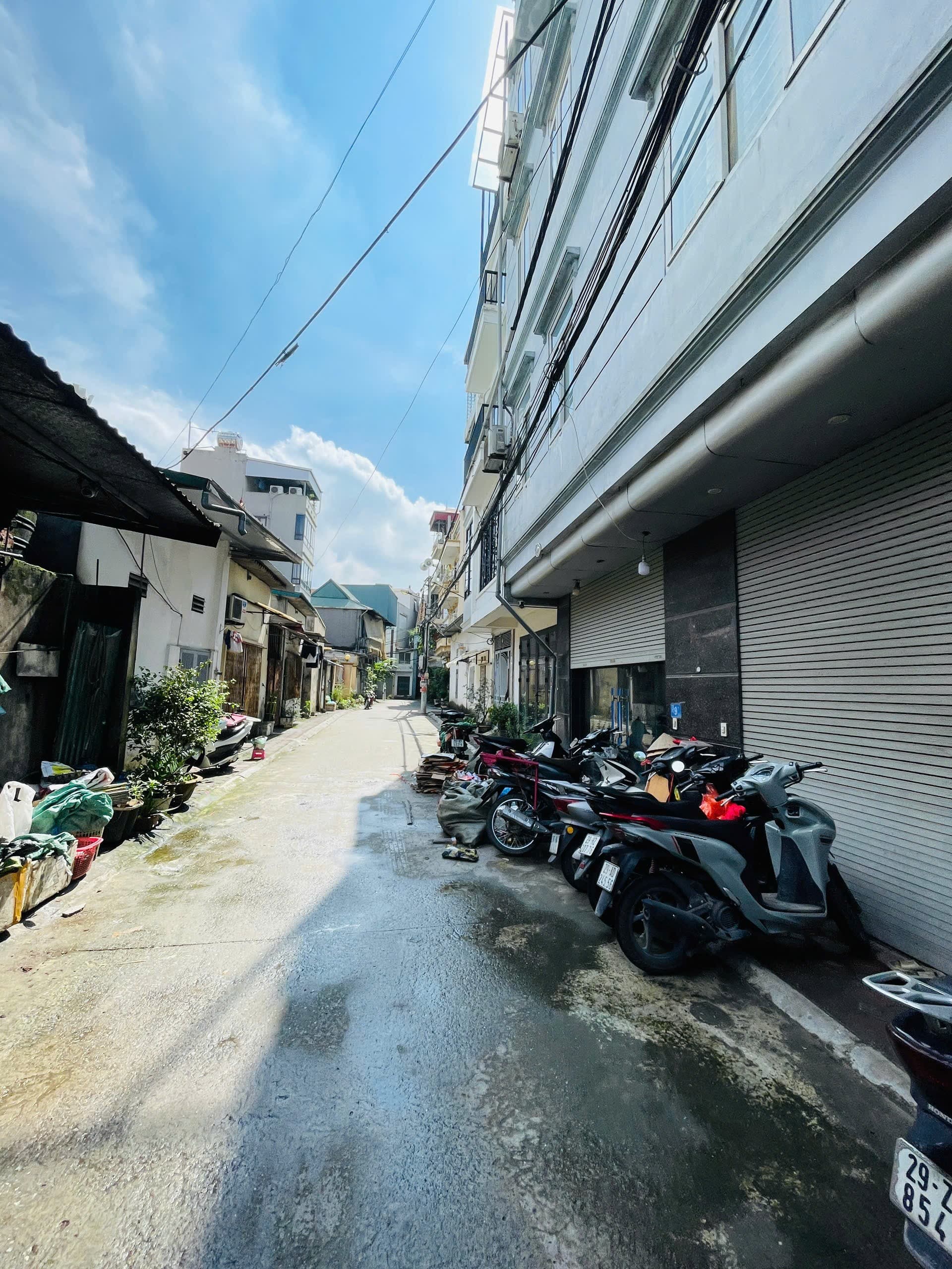 Nhà đất mặt phố, Hoàng Mai, Hà Nội - 29.5m² giá 6.86 tỷ