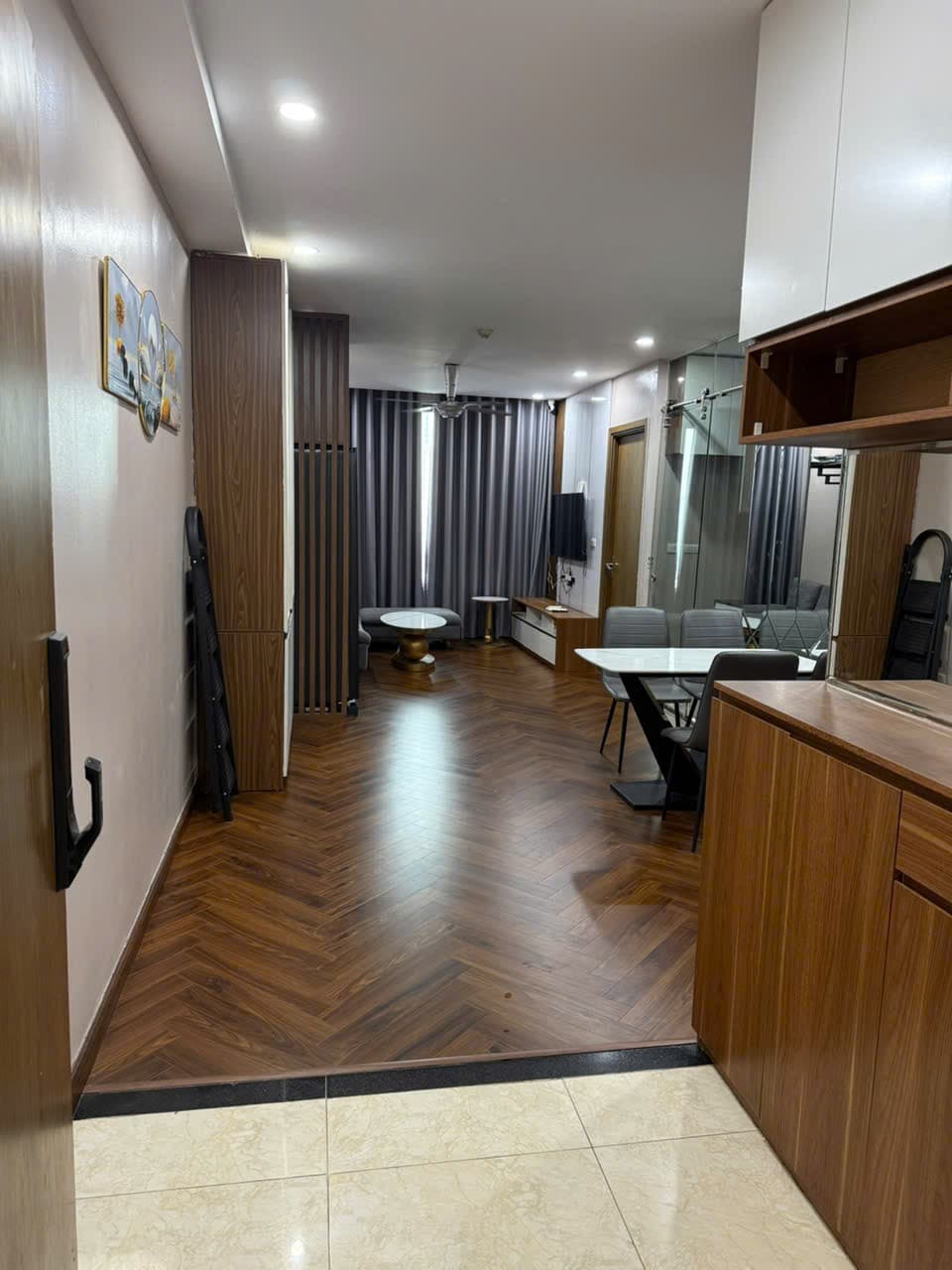 Căn hộ mặt phố, Thanh Trì, Hà Nội - 66m² giá 6.3 tỷ