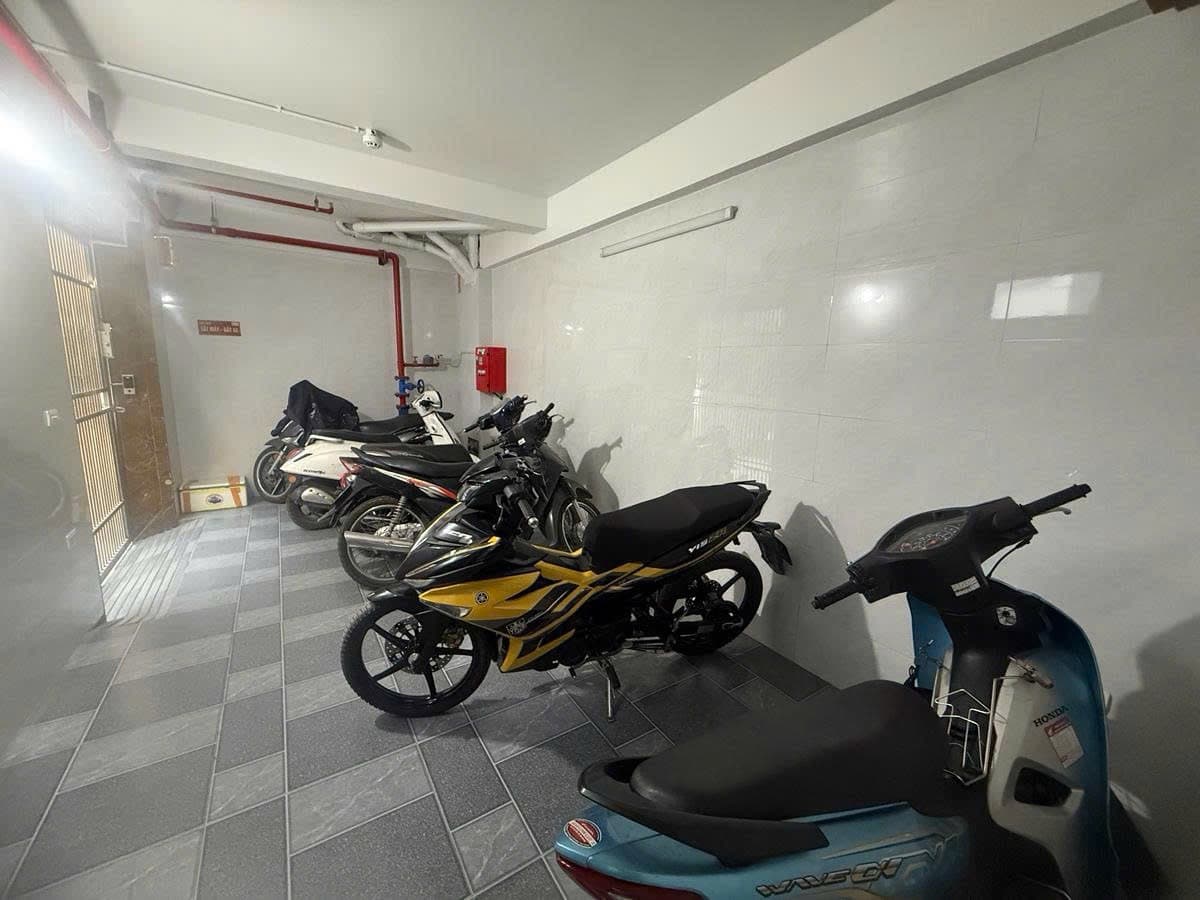 Nhà đất mặt phố, Nam Từ Liêm, Hà Nội - 47m² giá 15 tỷ