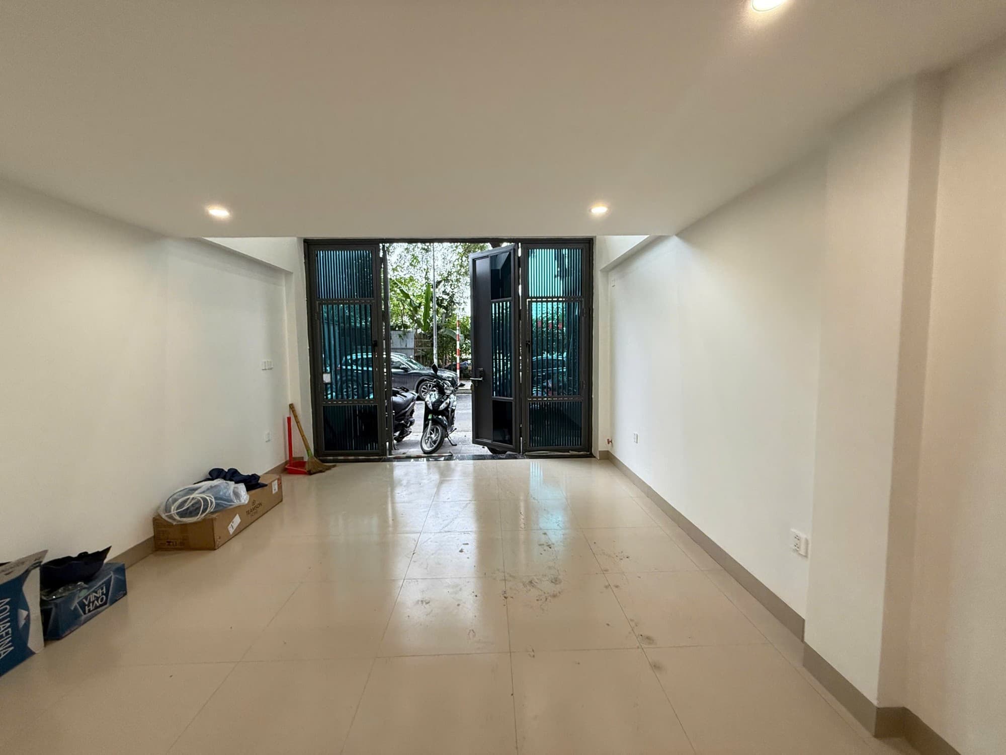 Nhà đất mặt phố, Hoàng Mai, Hà Nội - 40m² giá 18 tỷ