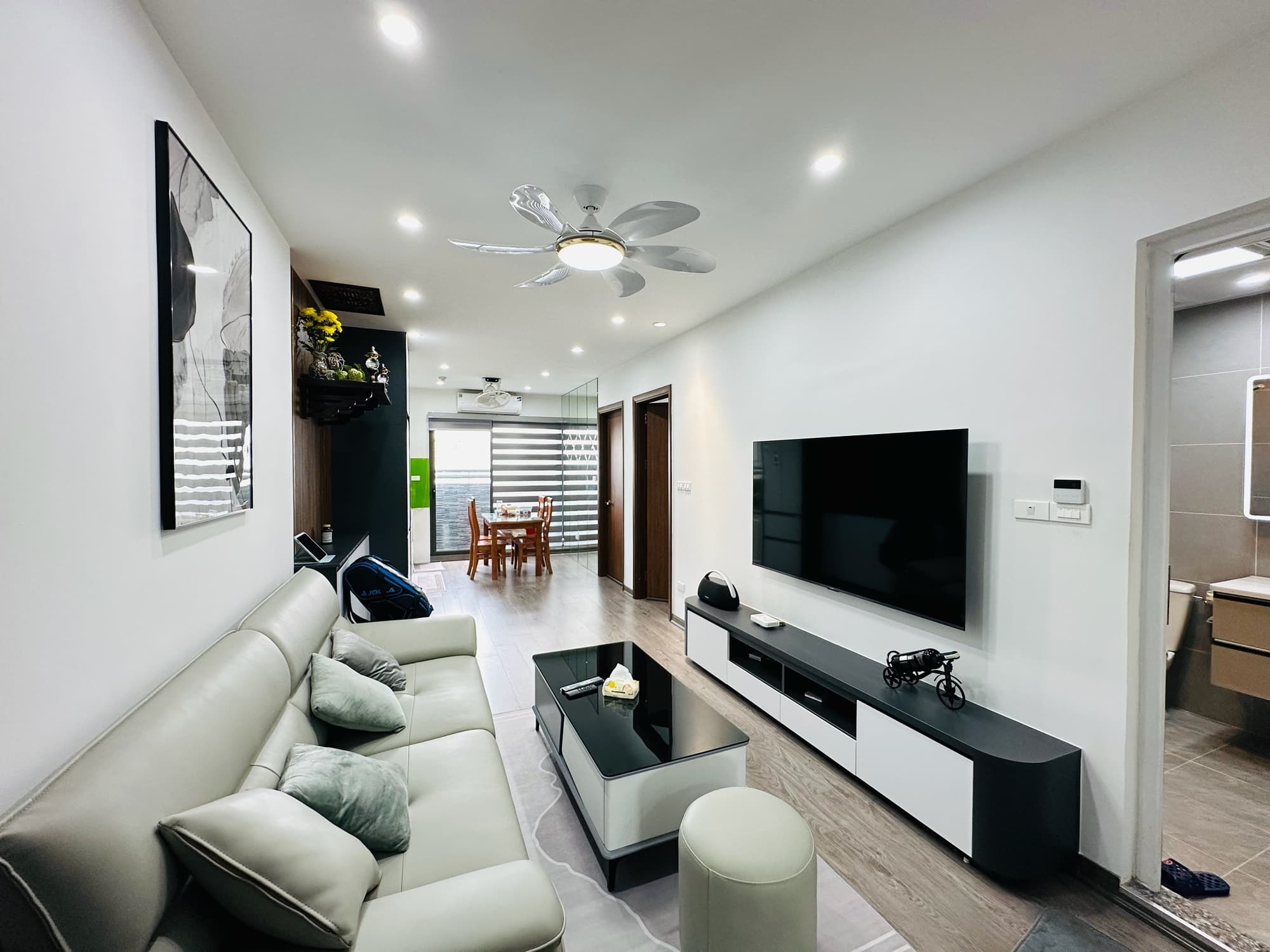 Căn hộ mặt phố, Hoàng Mai, Hà Nội - 63m² giá 5.25 tỷ
