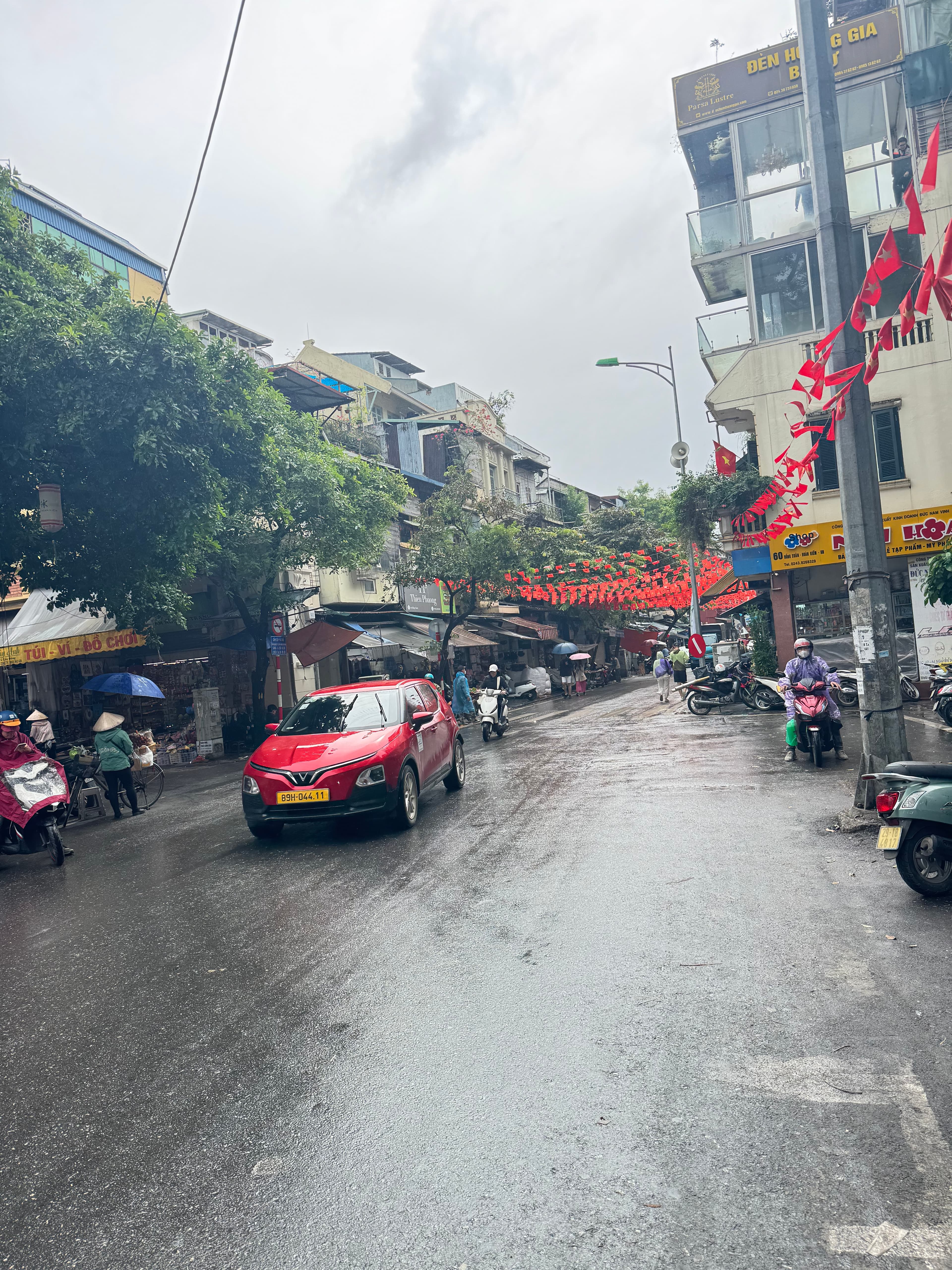 Nhà đất mặt phố, Hoàn Kiếm, Hà Nội - 87m² giá 73 tỷ