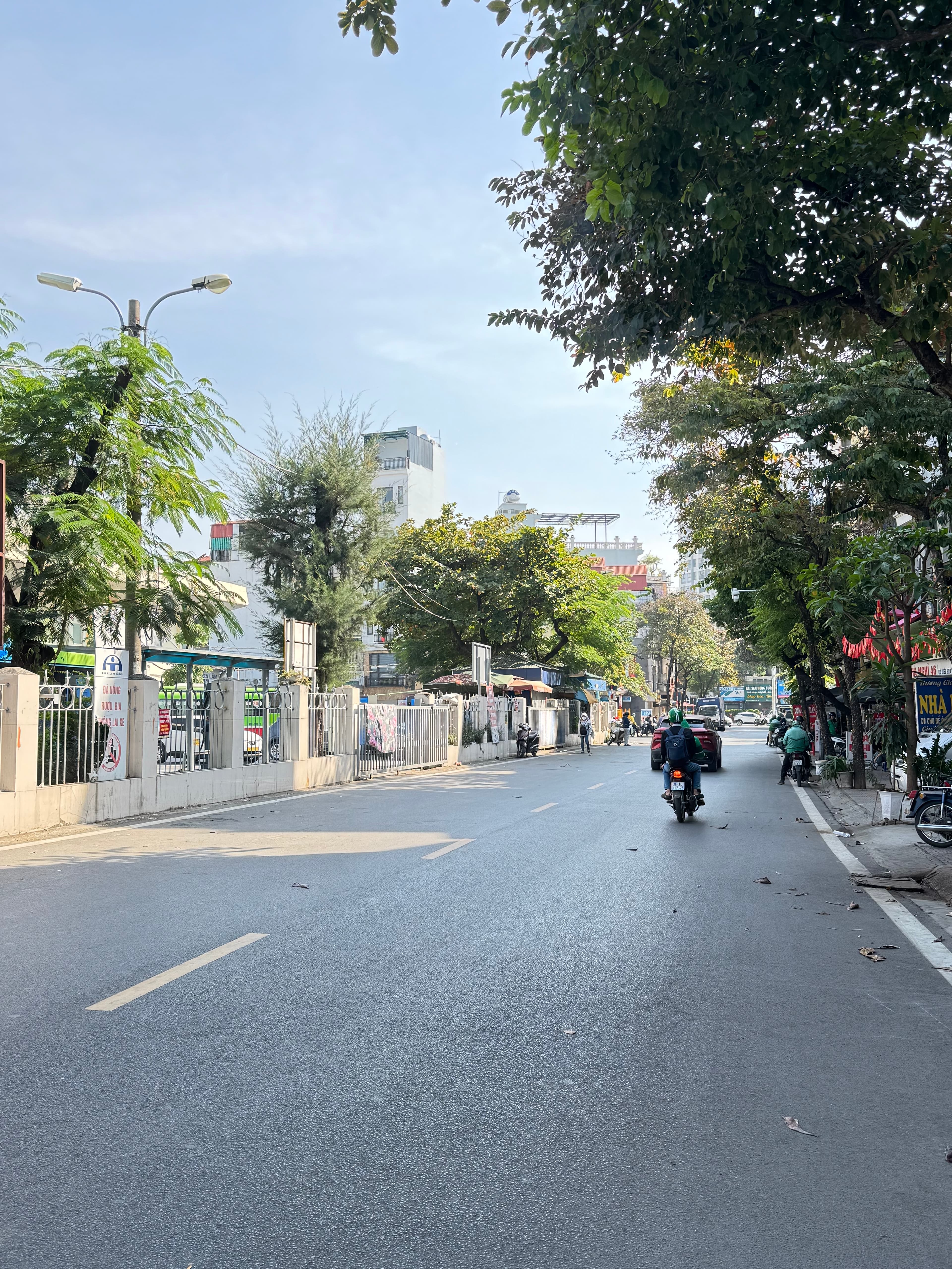 Nhà đất mặt phố, Long Biên, Hà Nội - 61m² giá 10.9 tỷ