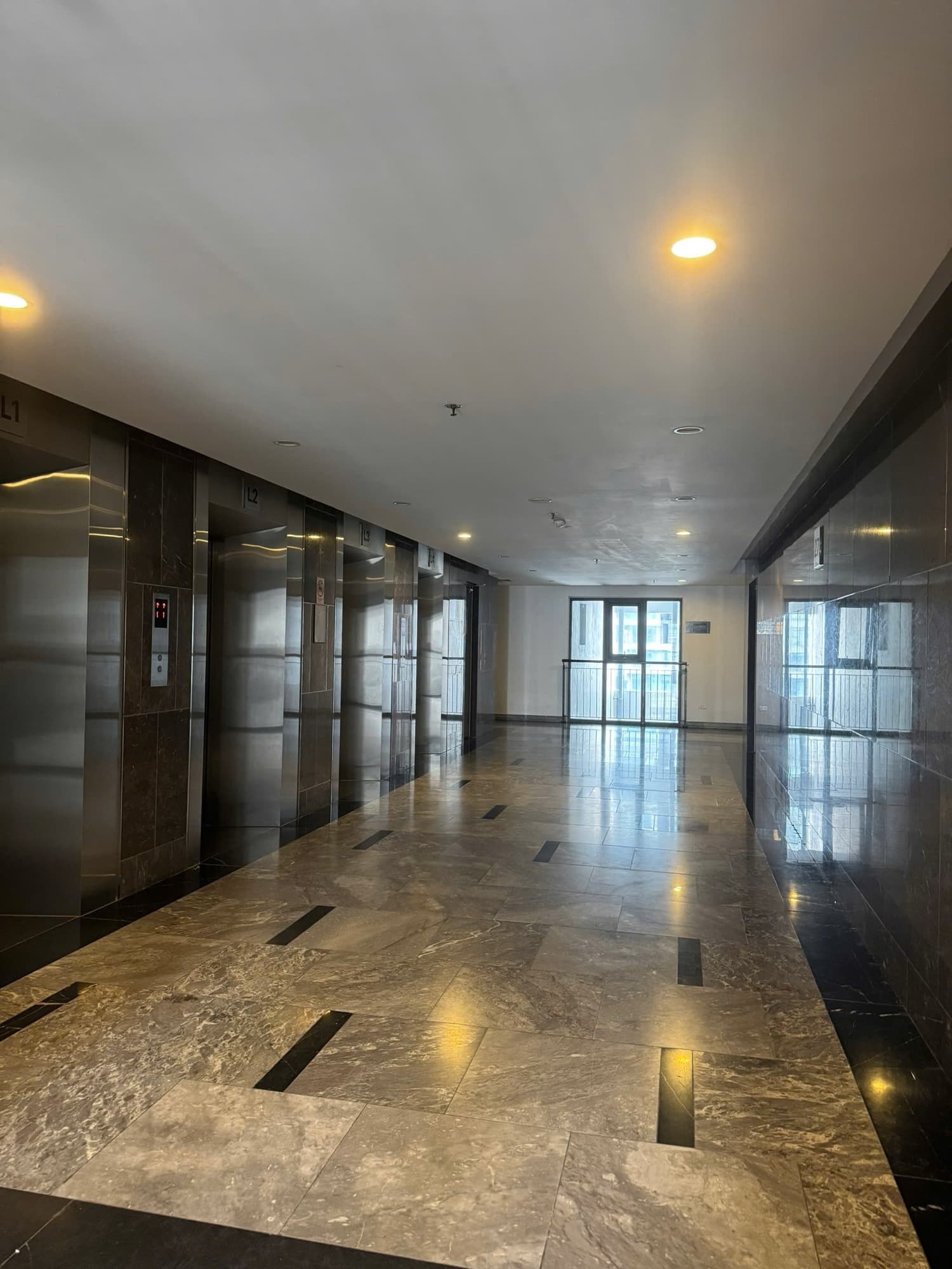 Căn hộ mặt phố, Cầu Giấy, Hà Nội - 95m² giá 11.5 tỷ