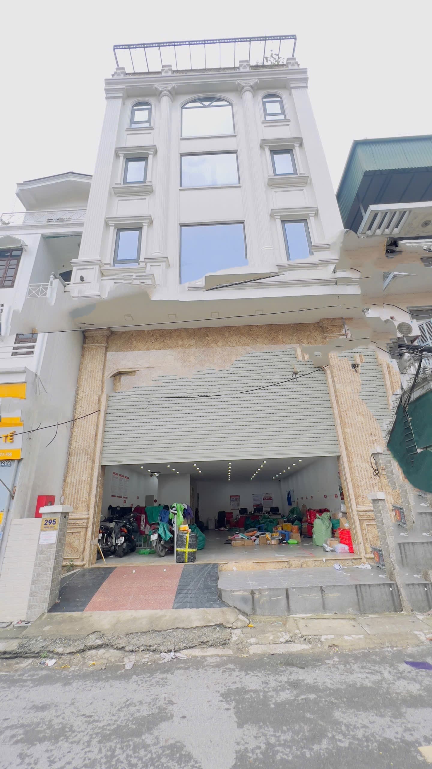 Nhà đất mặt phố, Thanh Xuân, Hà Nội - 123m² giá 46.8 tỷ