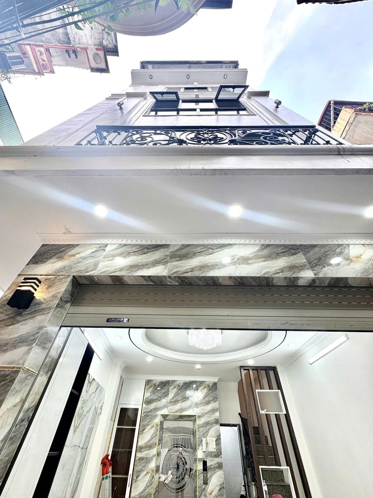 Nhà đất mặt phố, Ba Đình, Hà Nội - 36m² giá 12.3 tỷ