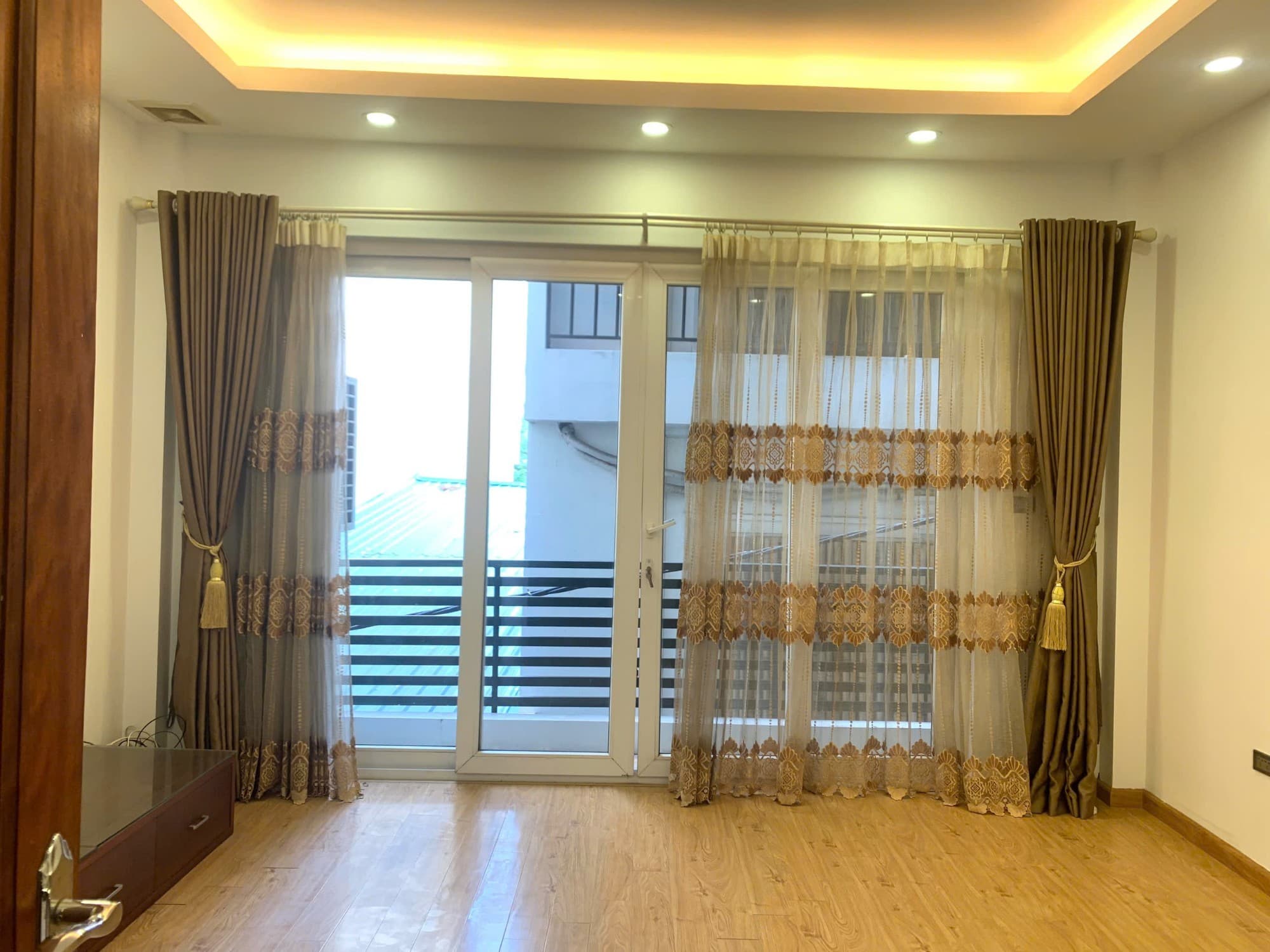 Nhà đất mặt phố, Tây Hồ, Hà Nội - 53m² giá 22.5 tỷ