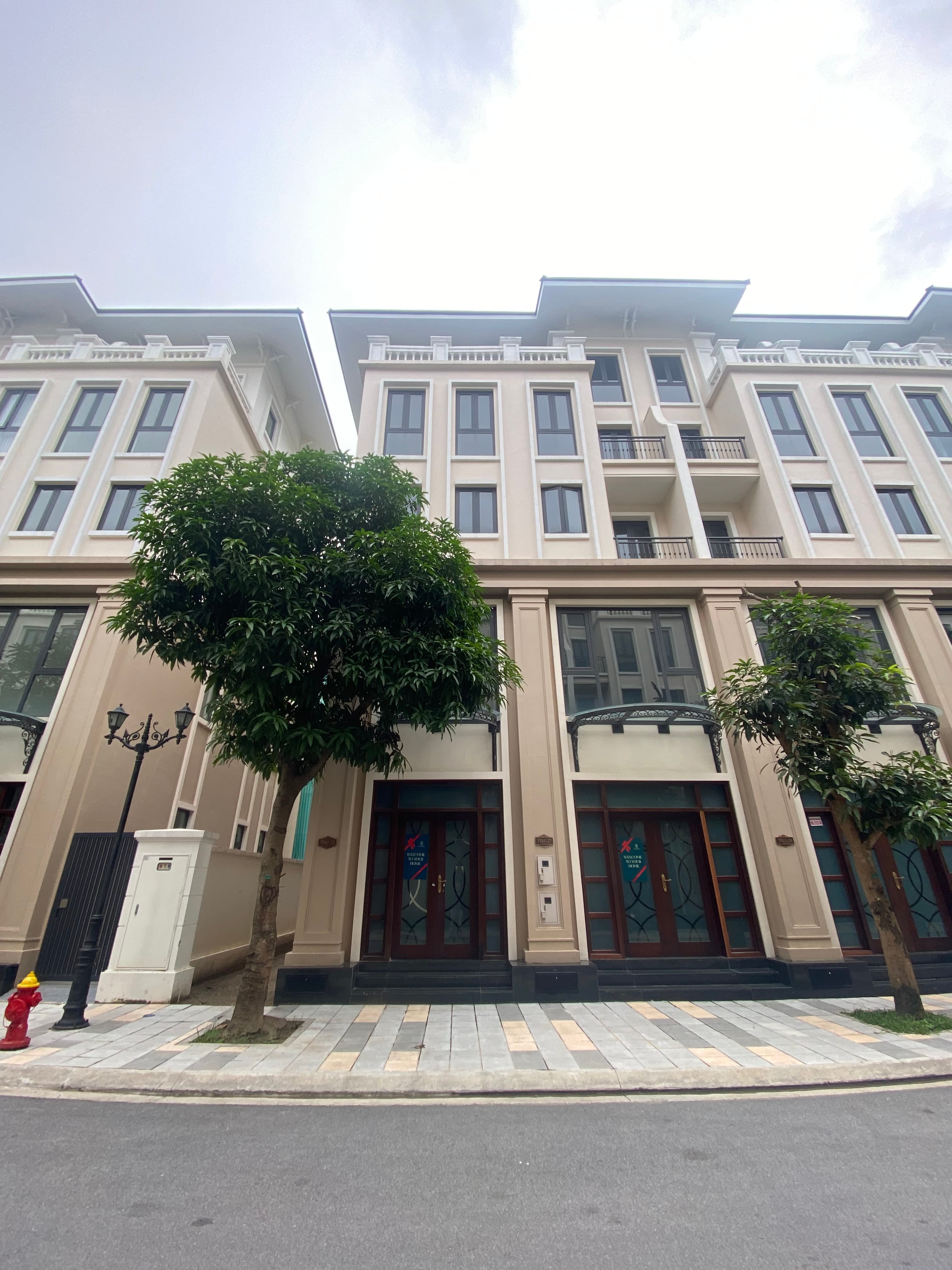 Nhà đất mặt phố Gia Lâm, Hà Nội - 9, m² giá 14.3 tỷ