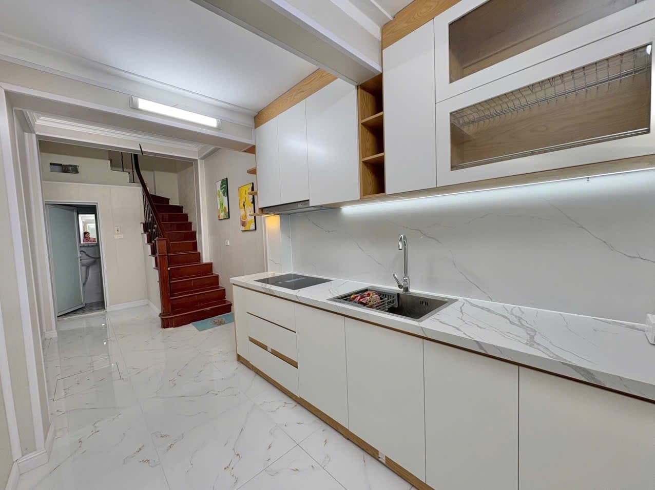 Nhà đất mặt phố, Đống Đa, Hà Nội - 19.6m² giá 4.9 tỷ