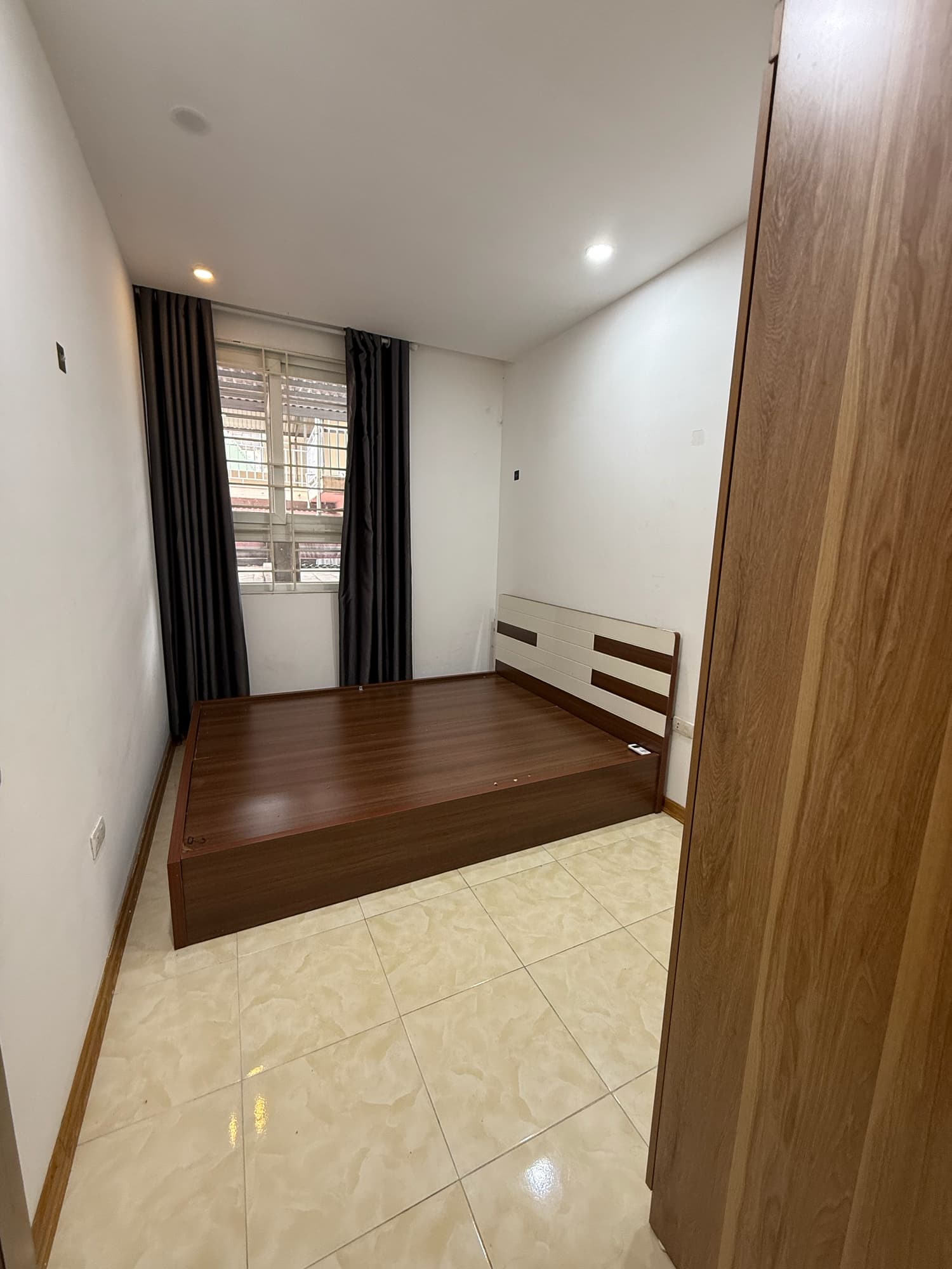 Căn hộ mặt phố, Đống Đa, Hà Nội - 51m² giá 2.7 tỷ