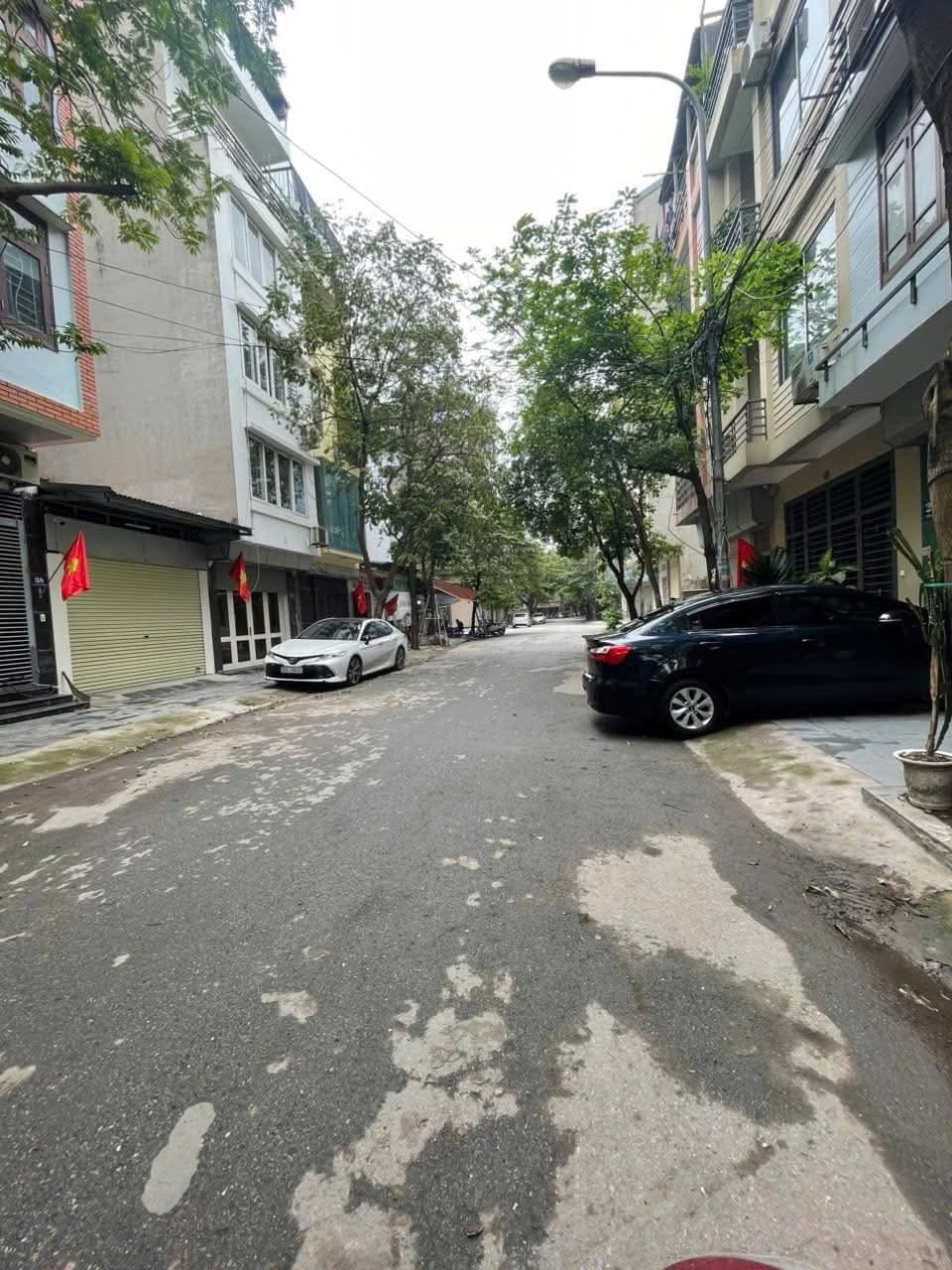 Nhà đất mặt phố, Hà Đông, Hà Nội - 40m² giá 19.2 tỷ