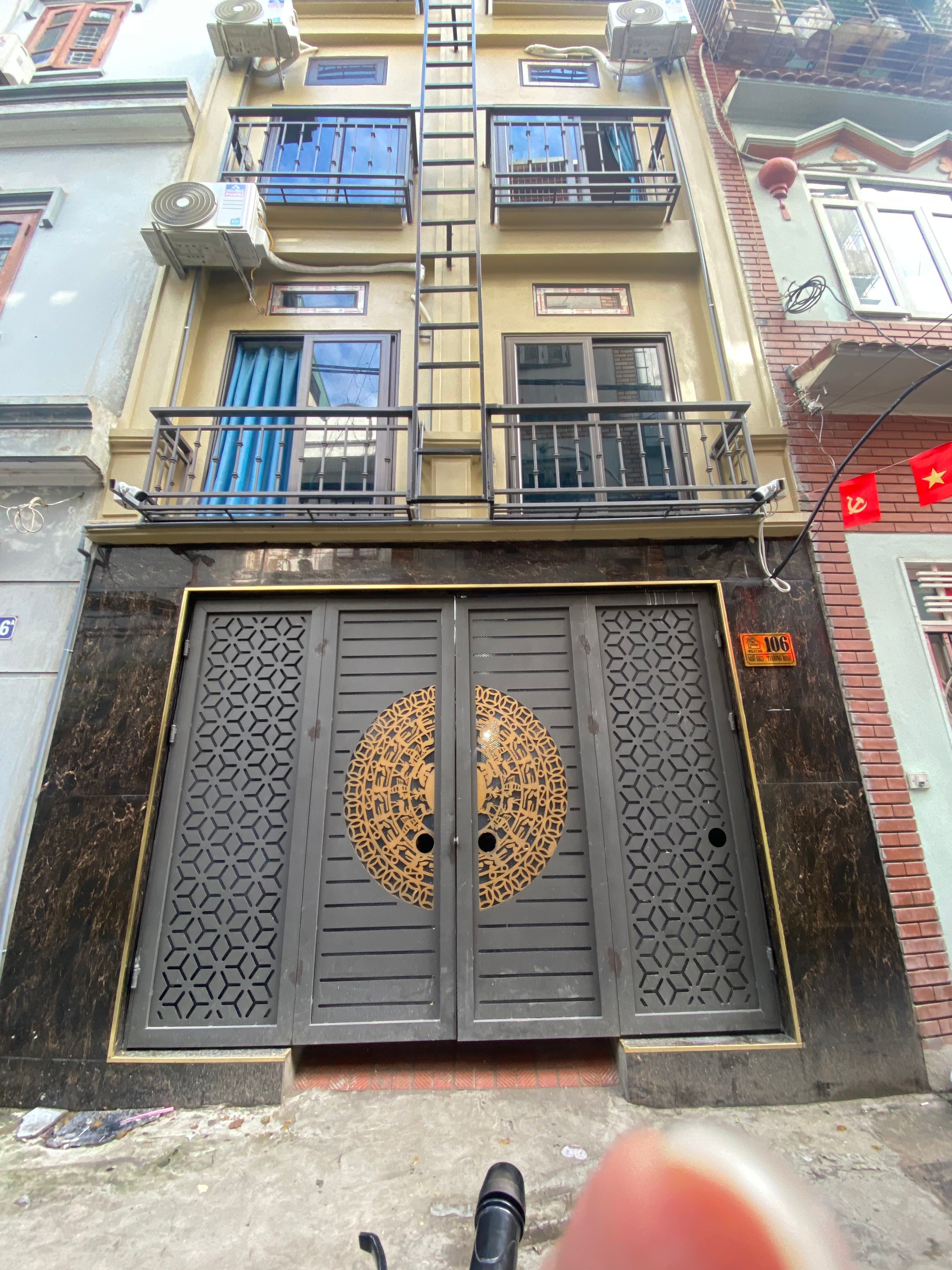 Nhà đất mặt phố, Hoàng Mai, Hà Nội - 50m² giá 17.5 tỷ